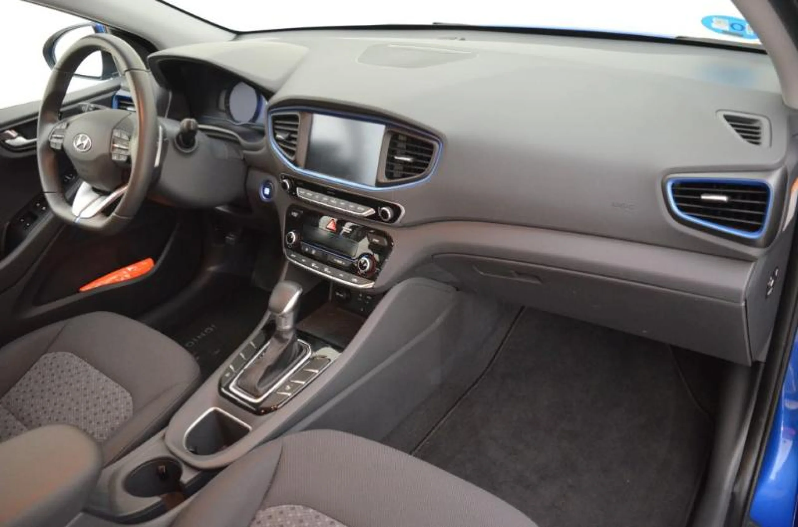 HYUNDAI IONIQ 1.6 GDI PHEV TECNO DCT - Foto 3