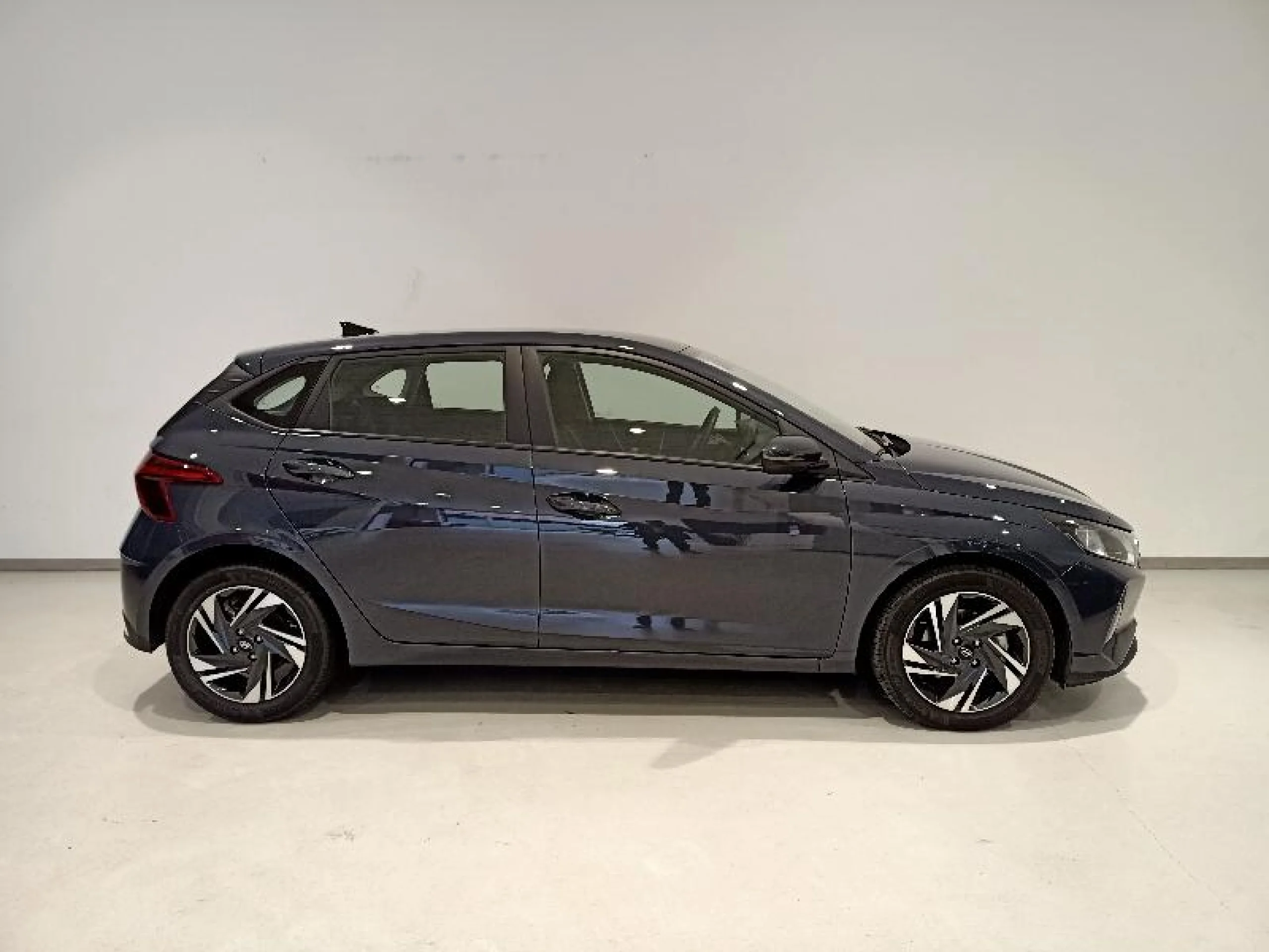 HYUNDAI I20 1.0 TGDI 74KW (100CV) KLASS - Foto 3