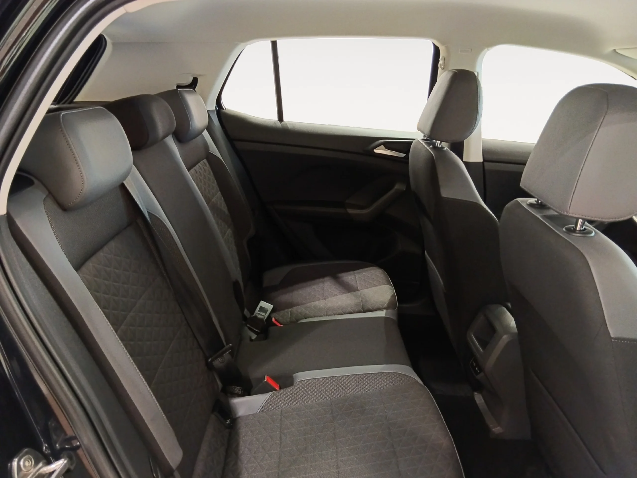 VOLKSWAGEN T CROSS SPORT 1.0 TSI 81KW (110CV) - Foto 6