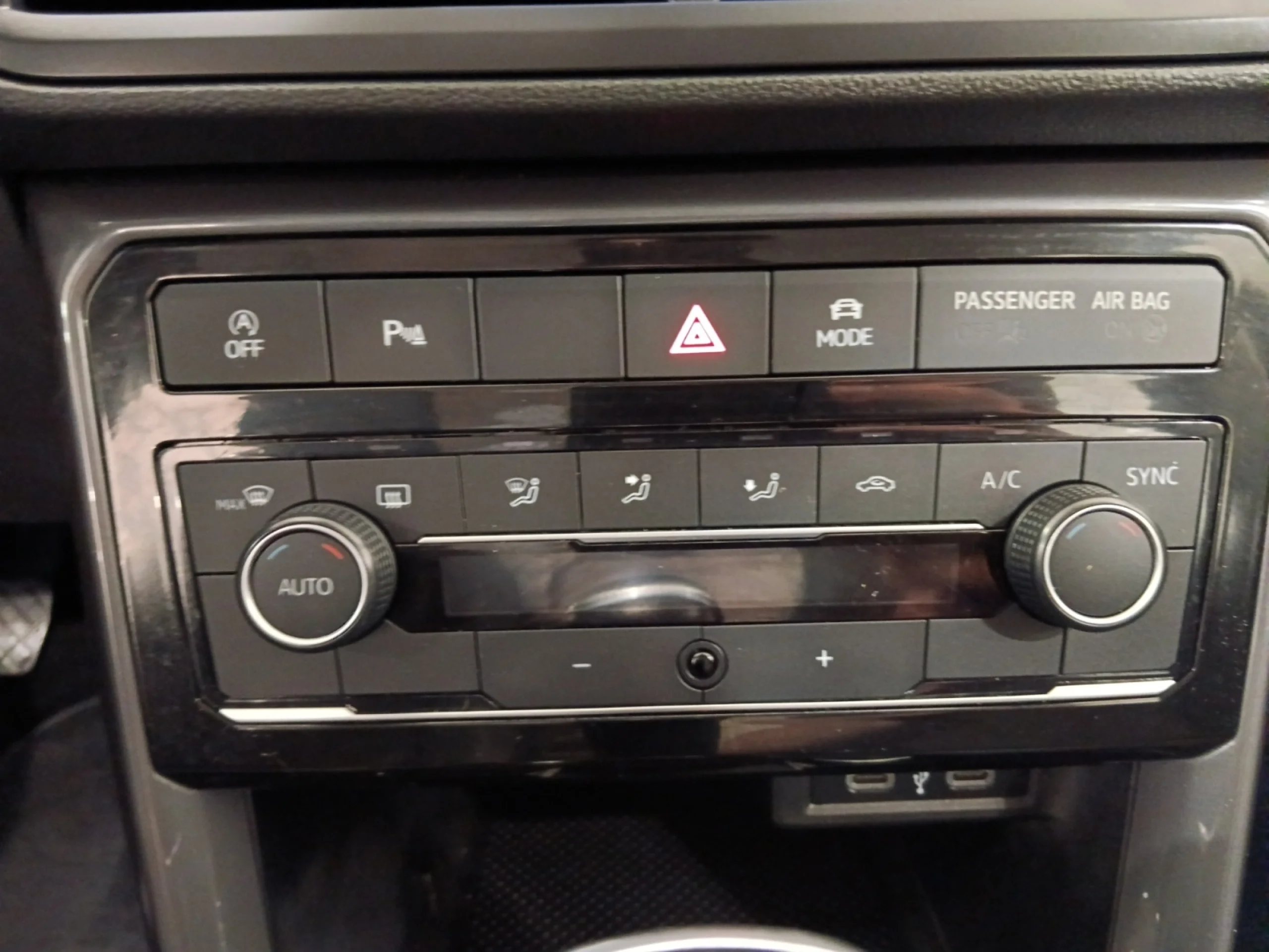 VOLKSWAGEN T CROSS SPORT 1.0 TSI 81KW (110CV) - Foto 13