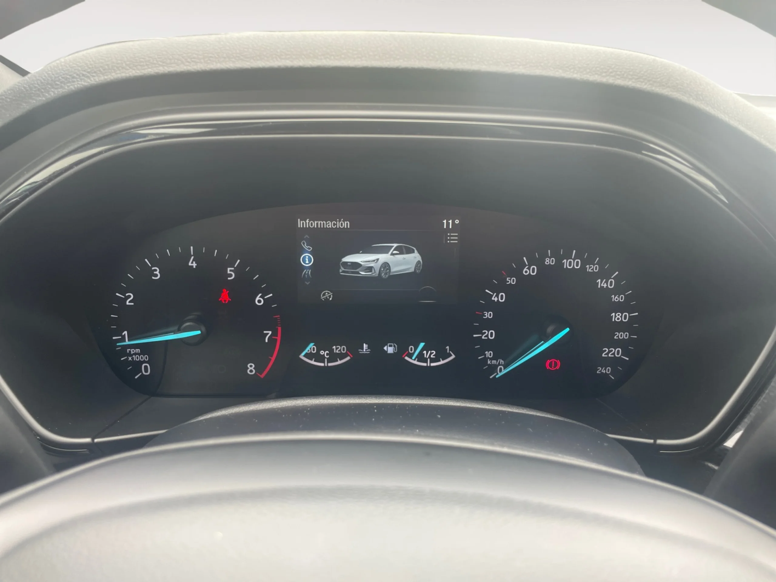 FORD FOCUS 1.0 ECOBOOST MHEV 114KW ST LINE X - Foto 10