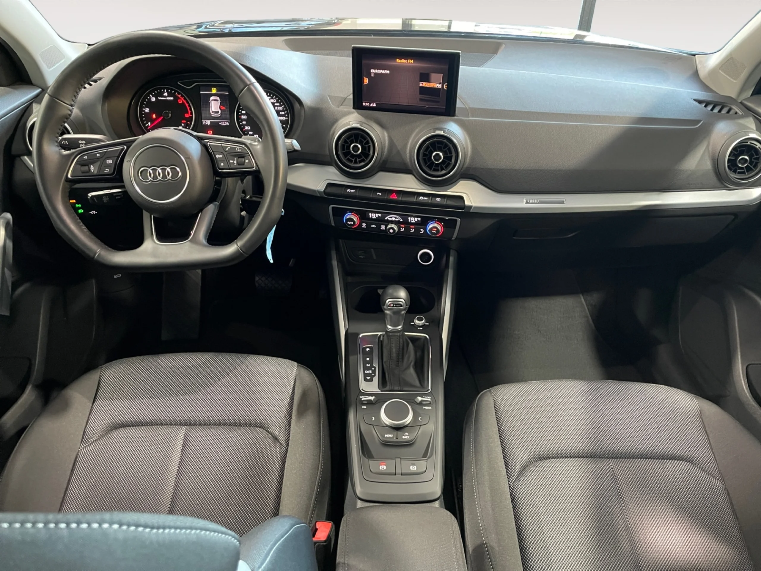 AUDI Q2 SPORT 35 TDI 110KW (150CV) - Foto 4