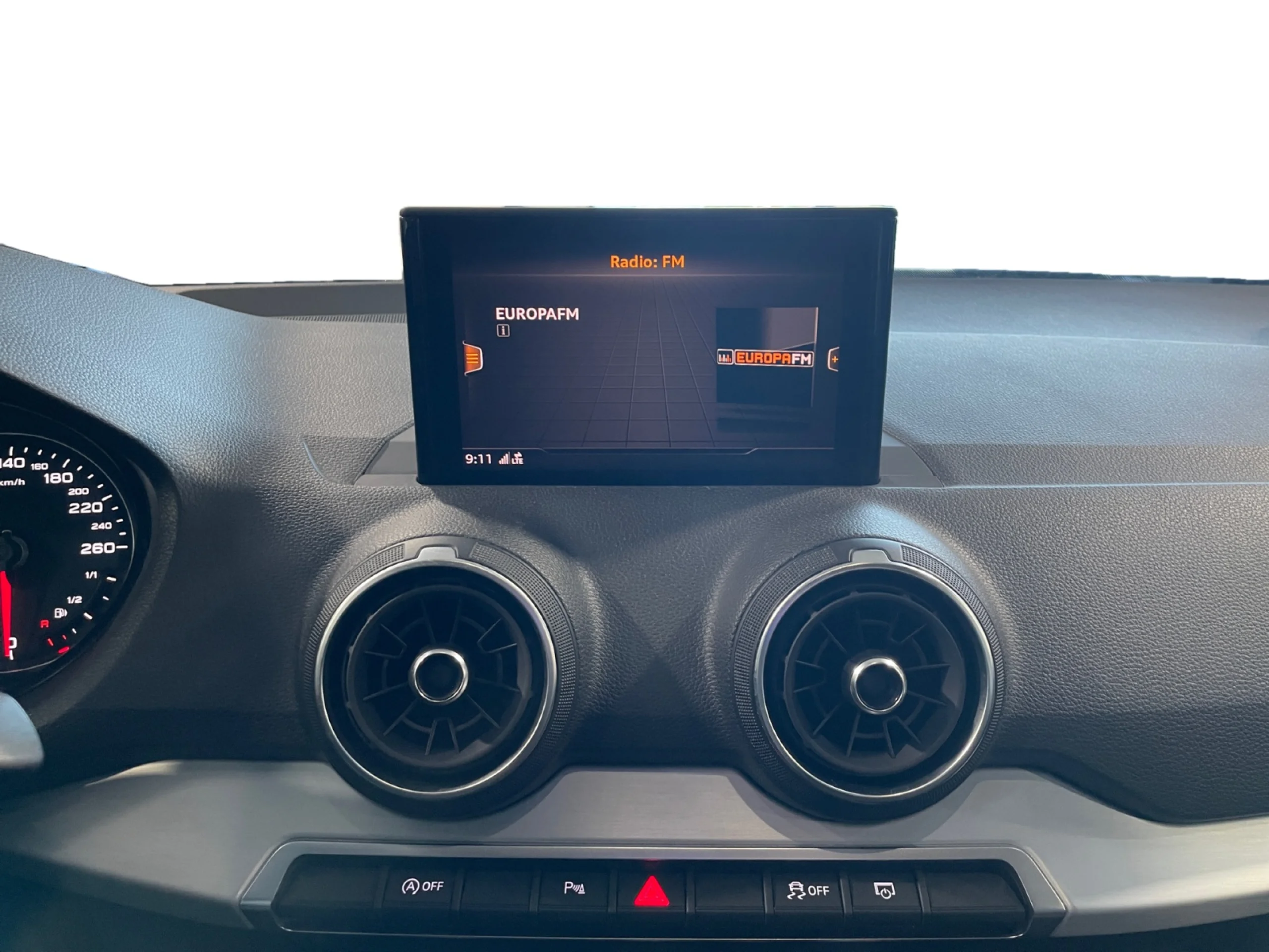 AUDI Q2 SPORT 35 TDI 110KW (150CV) - Foto 9