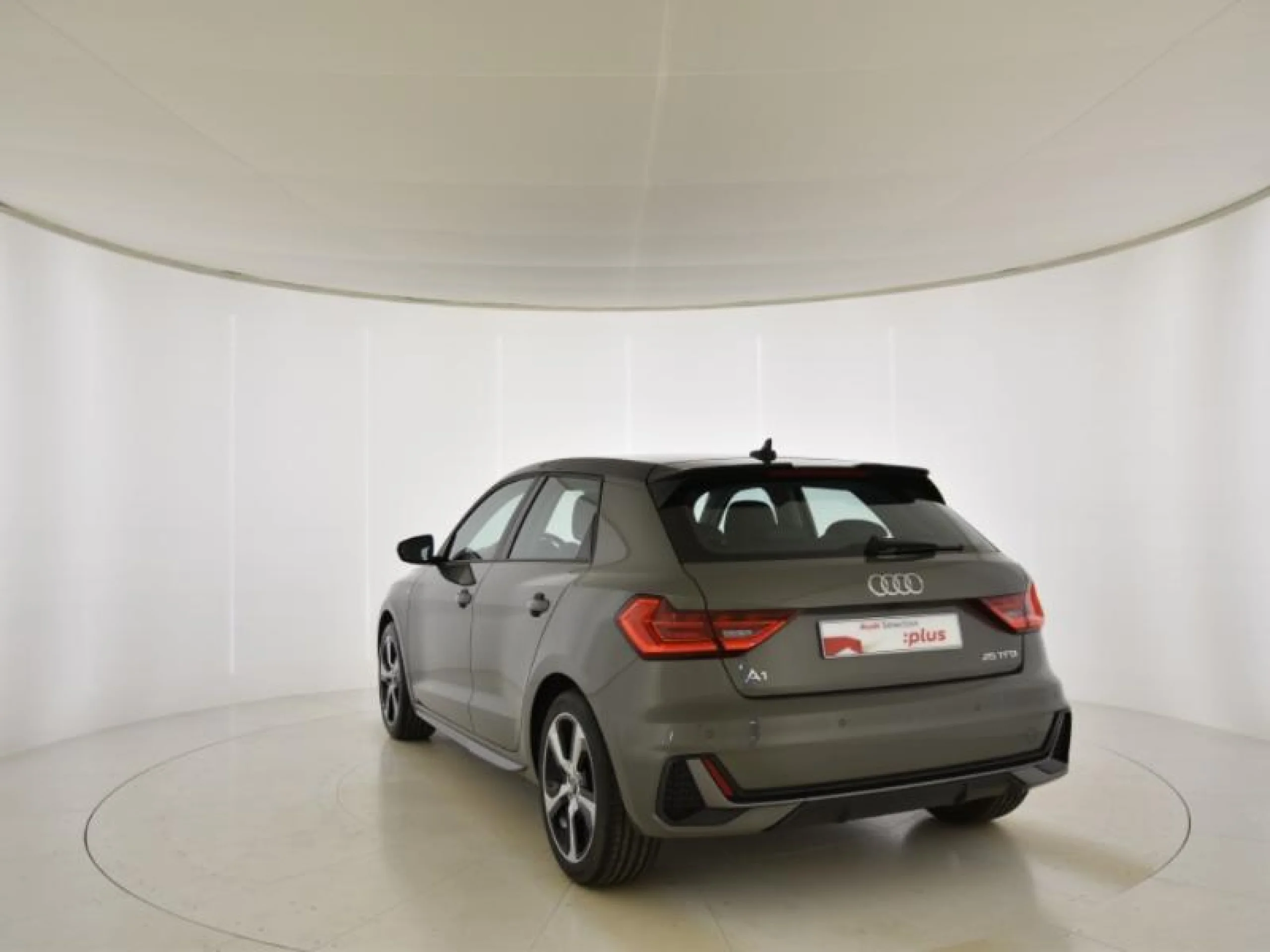 AUDI A1 SPORTBACK ADRENALIN 25 TFSI 70KW (95CV) - Foto 2
