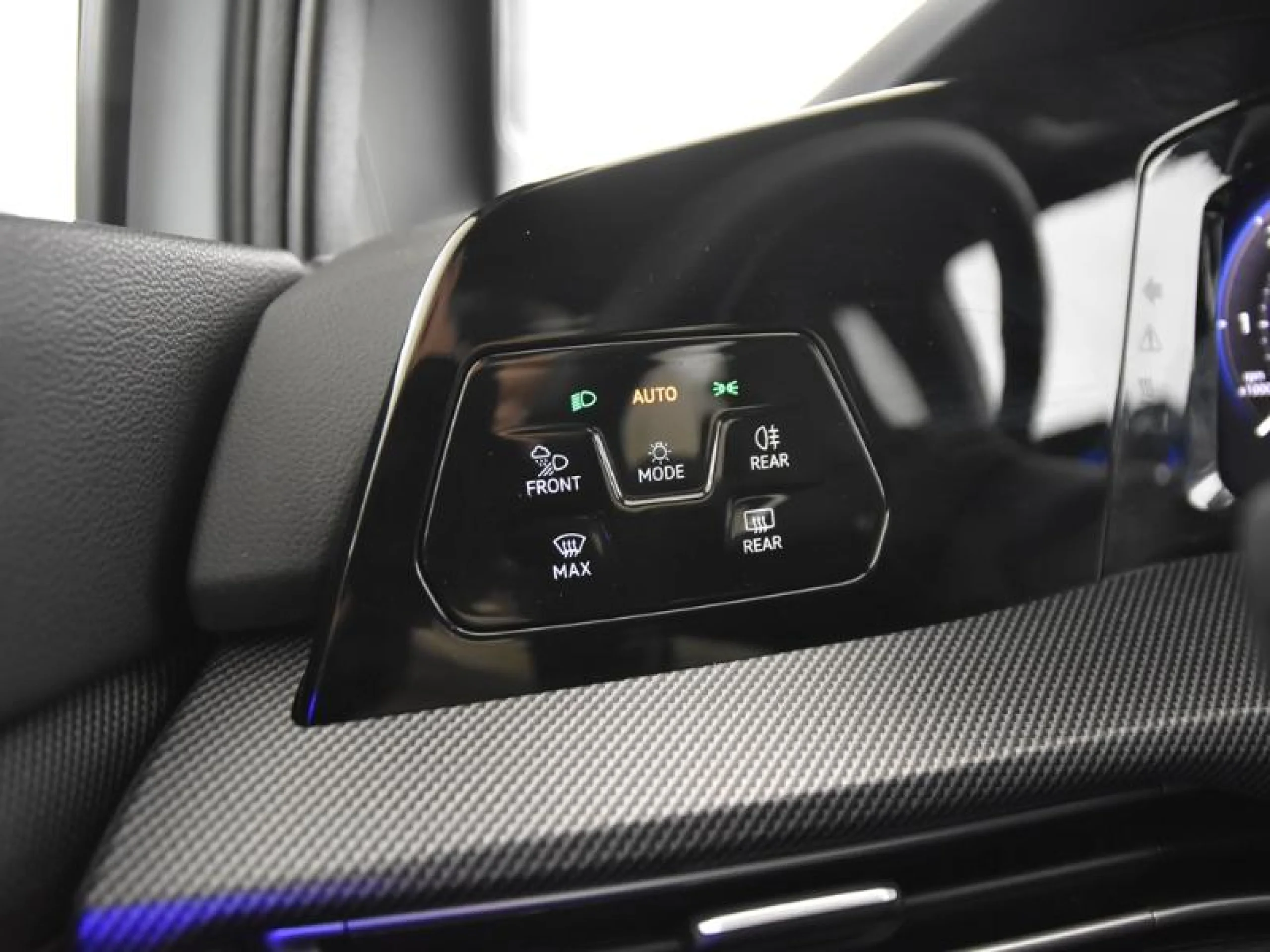 VOLKSWAGEN GOLF R LINE 2.0 TDI 110KW (150CV) DSG - Foto 16