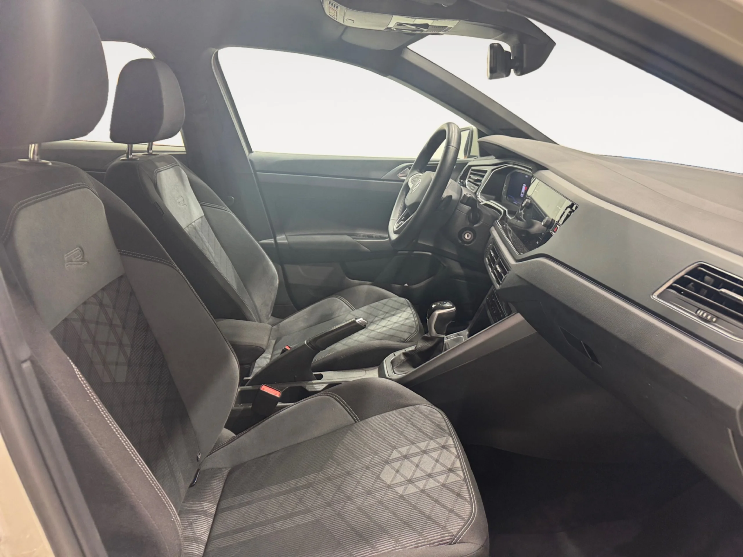 VOLKSWAGEN POLO R LINE 1.0 TSI 81KW (110CV) DSG - Foto 5