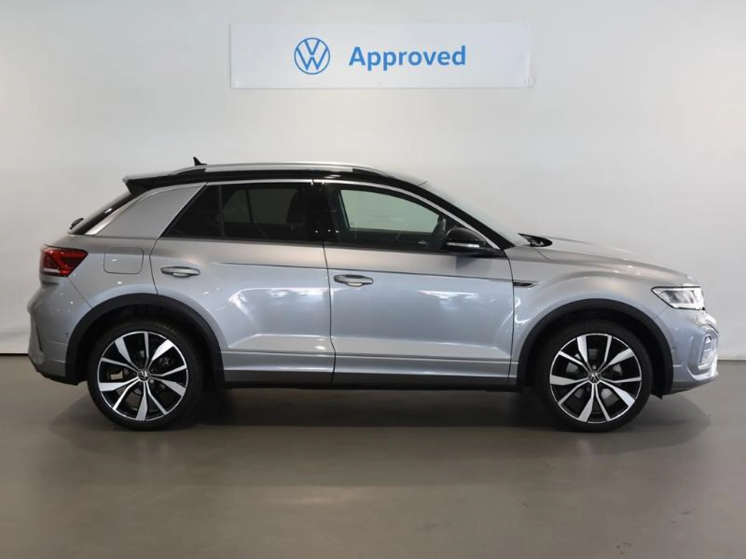 VOLKSWAGEN T ROC R LINE 1.5 TSI 110KW (150CV) DSG - Foto 3