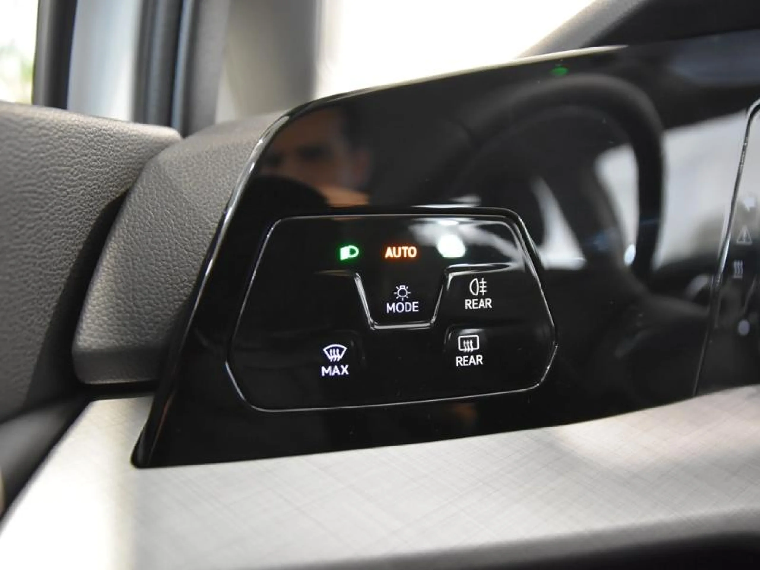 VOLKSWAGEN GOLF VARIANT GOLF VARIANT 2.0 TDI 85 KW (115 CV)  6 VEL. - Foto 19