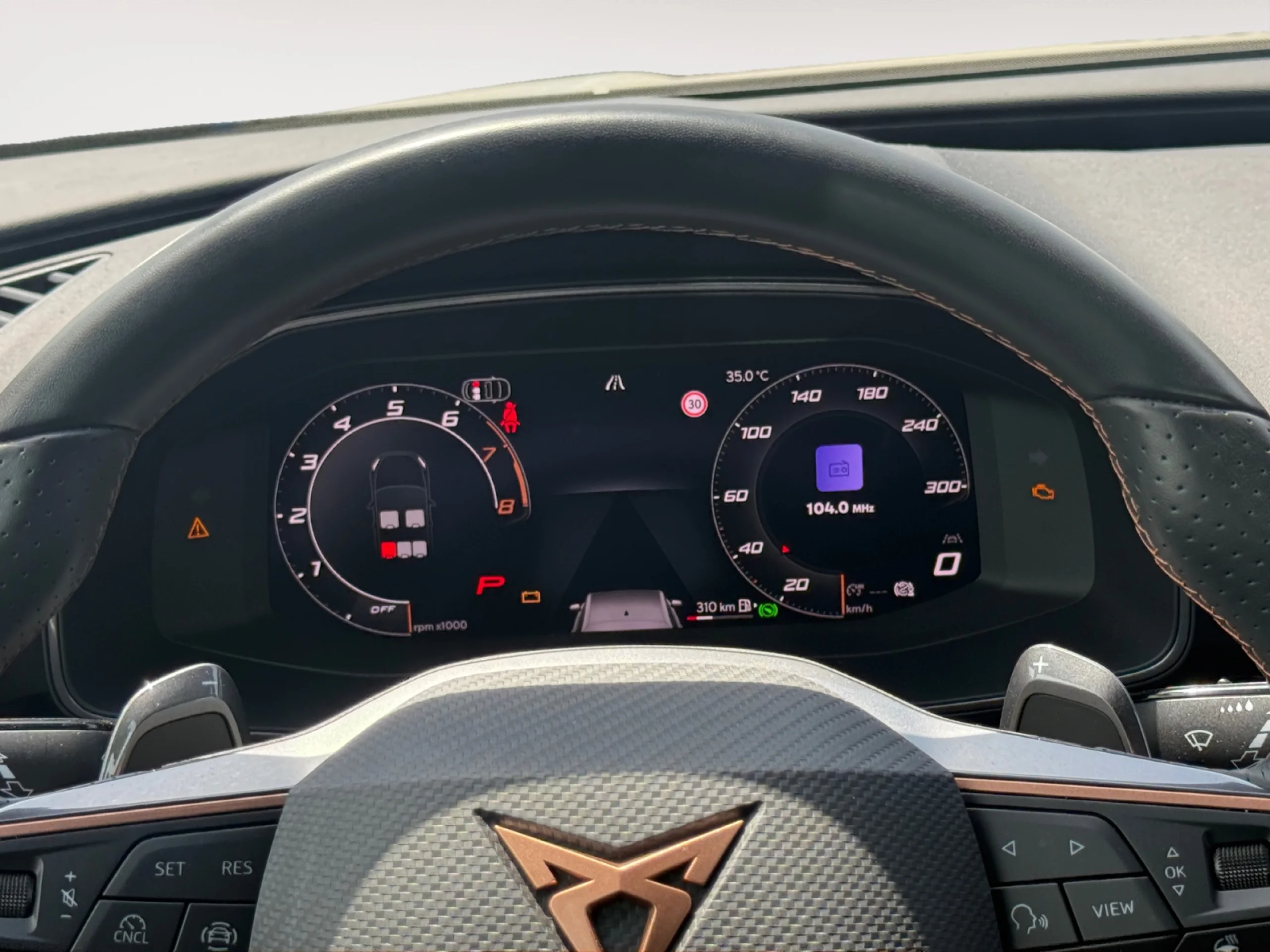 CUPRA LEON 1.5 ETSI 110KW (150CV) DSG - Foto 10