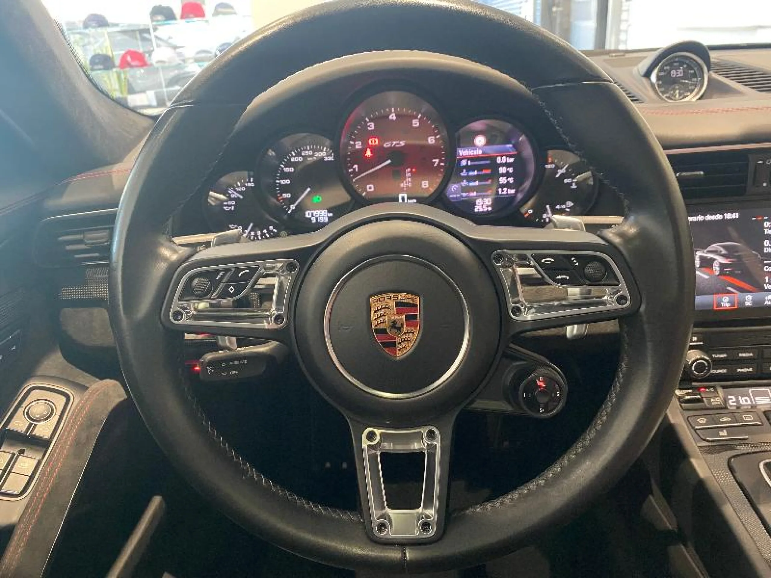 PORSCHE 911 CARRERA 4 GTS - Foto 44
