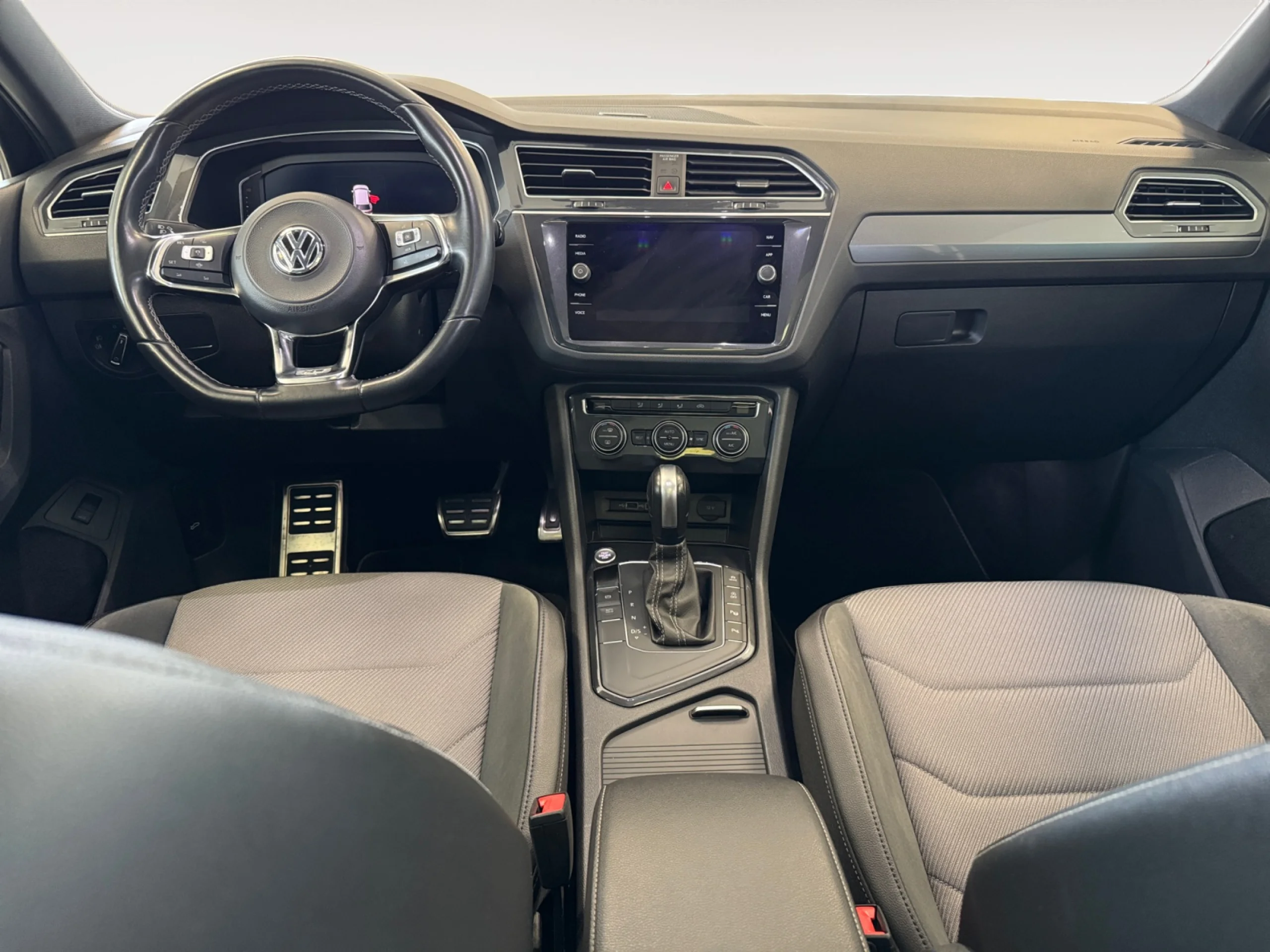 VOLKSWAGEN TIGUAN SPORT 1.5 TSI 110KW (150CV) DSG - Foto 4