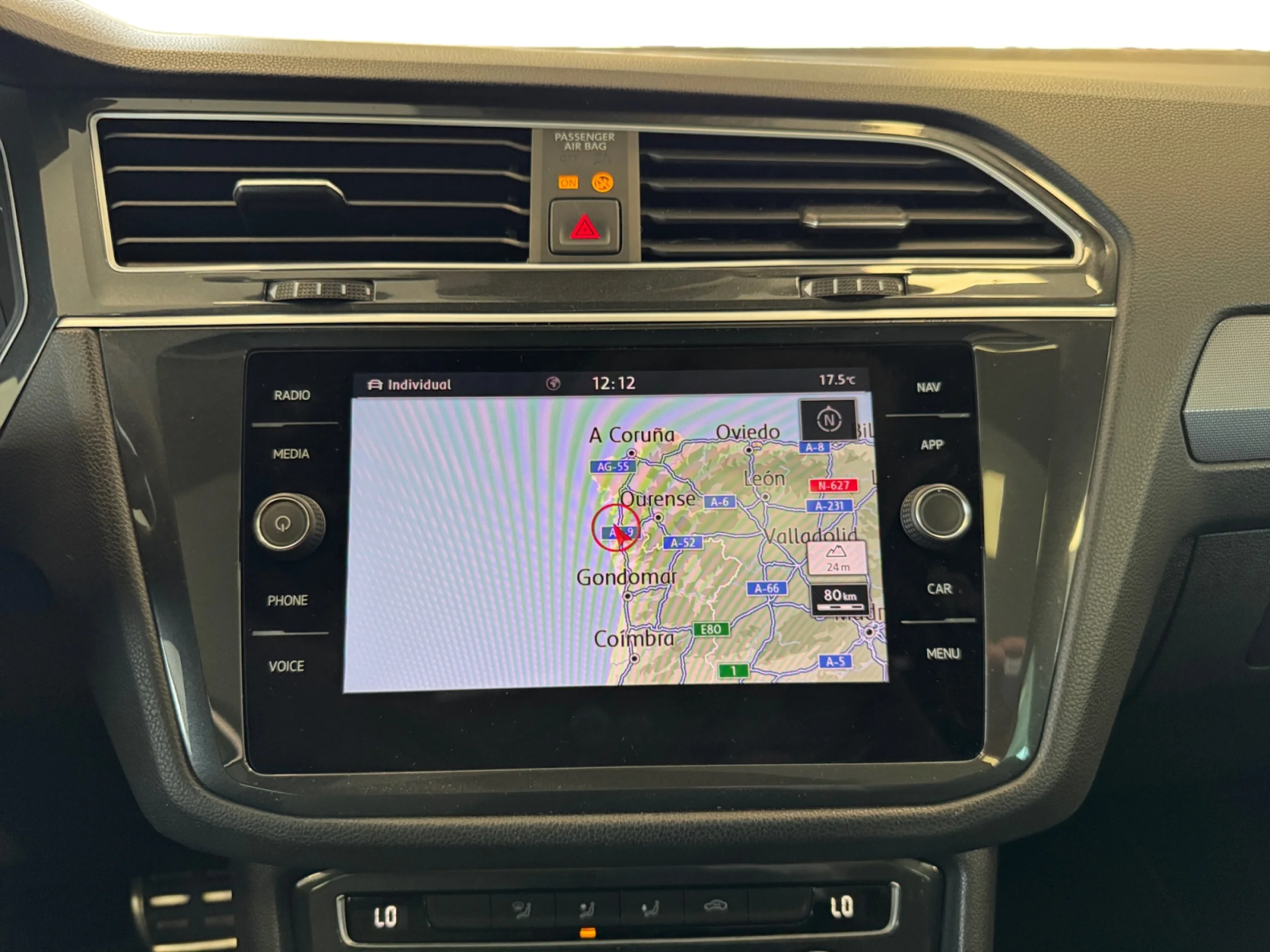 VOLKSWAGEN TIGUAN SPORT 1.5 TSI 110KW (150CV) DSG - Foto 9