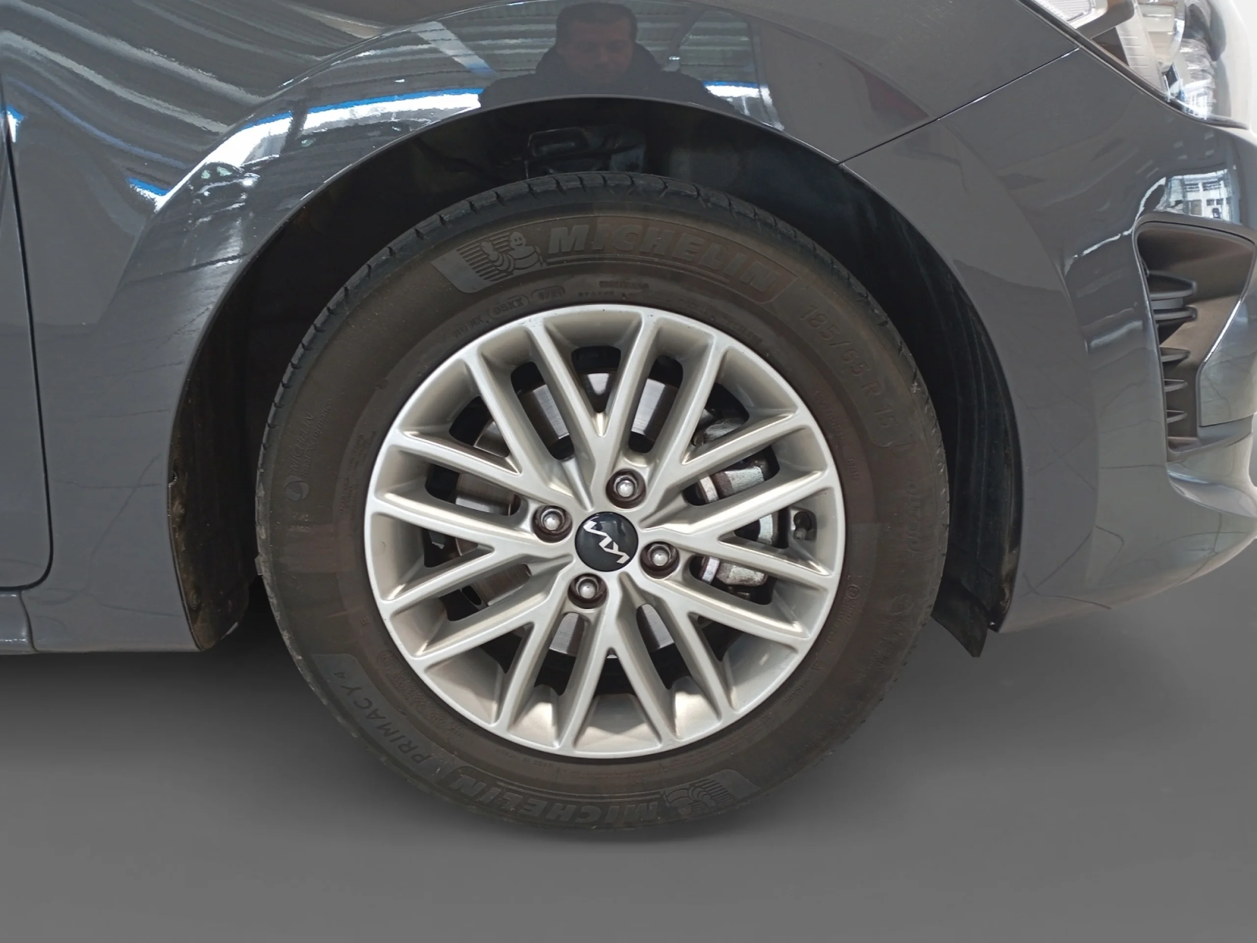 KIA Rio 1.0 T GDI 74KW (100CV) MHEV IMT DRIVE - Foto 8