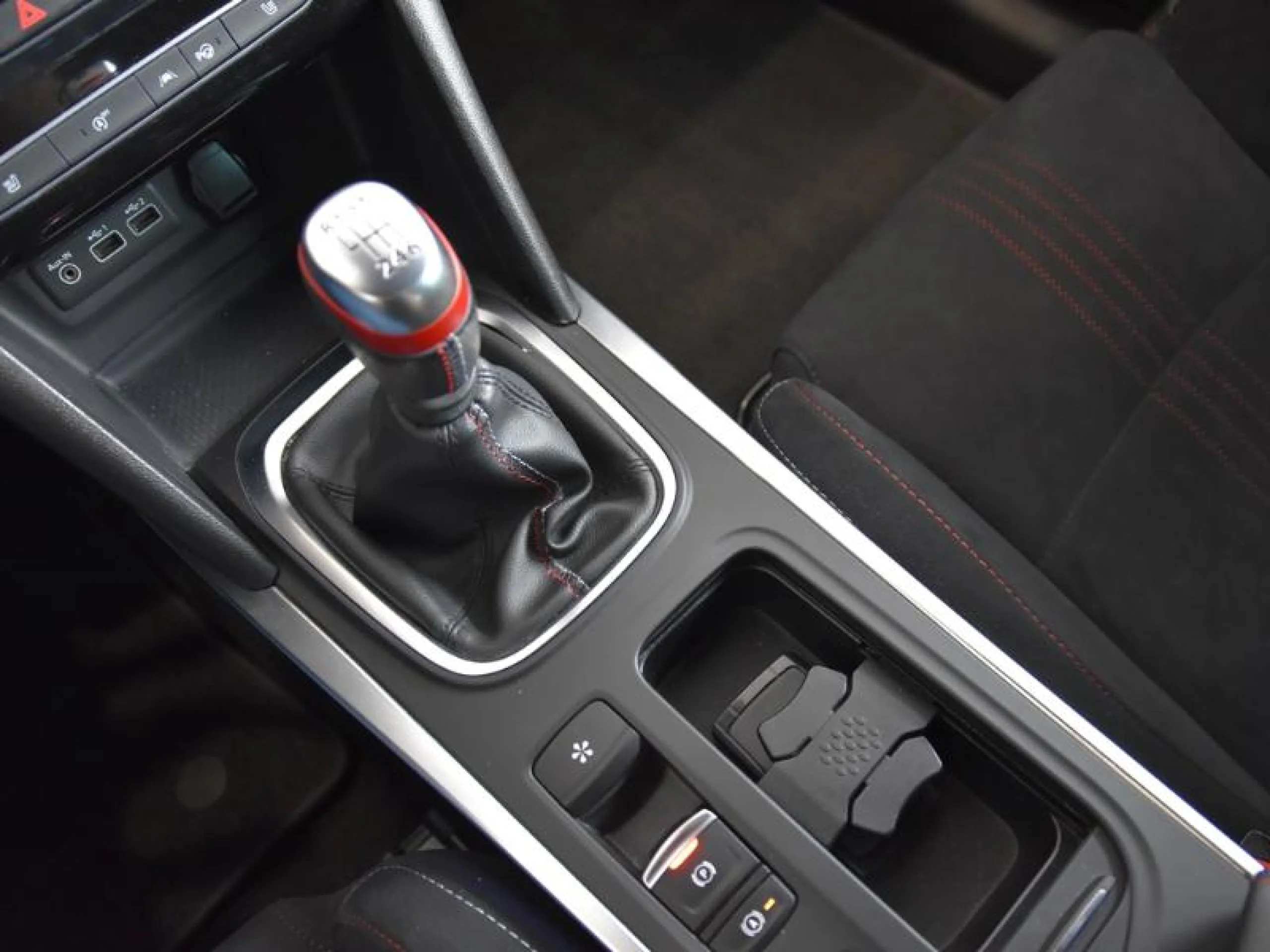 RENAULT MEGANE R.S.LINE BLUE DCI 85 KW (115CV) EDC - Foto 10