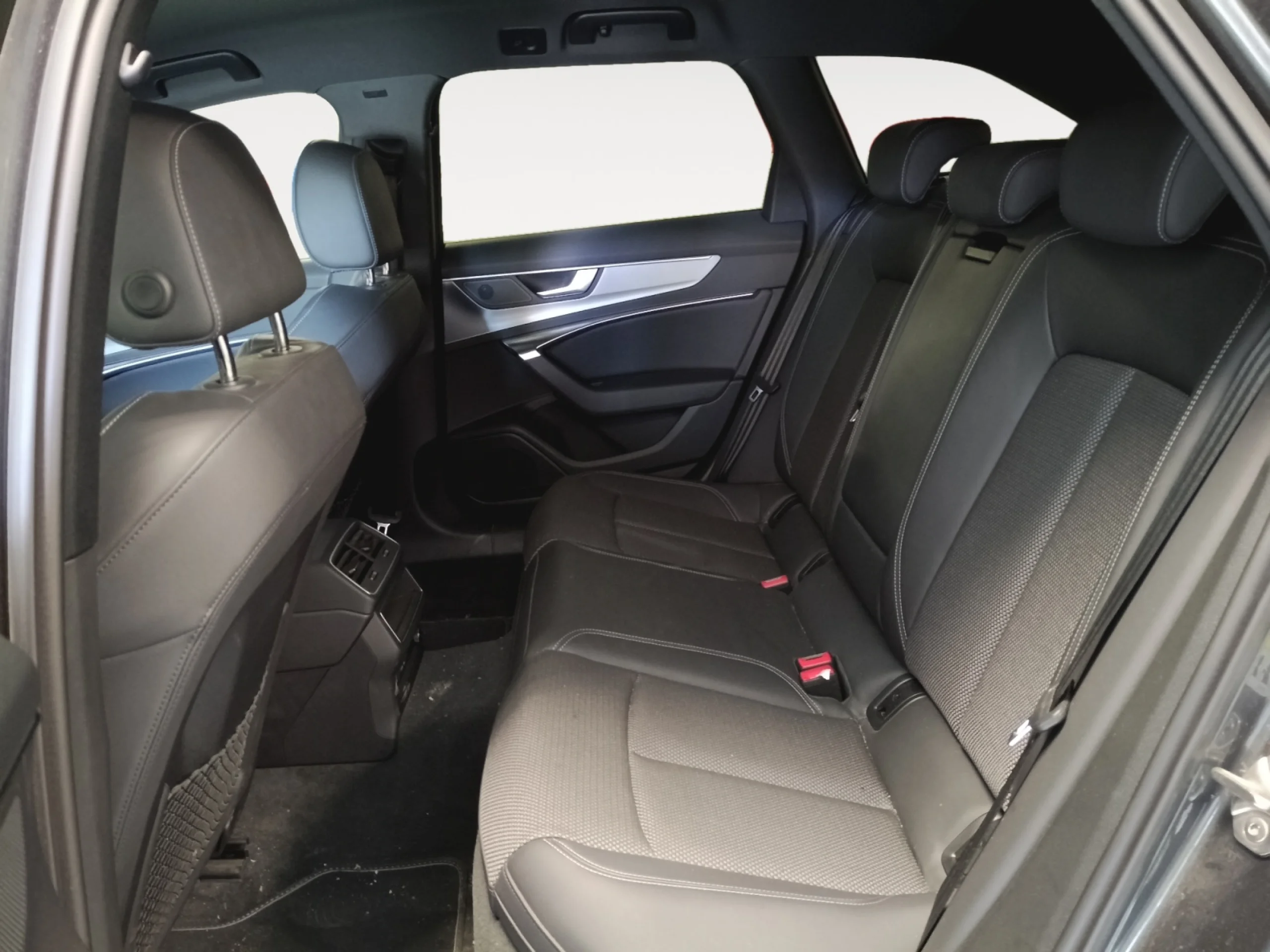 AUDI A6 AVANT B.LINE 40 TDI 150KW (204CV) S TRON - Foto 6