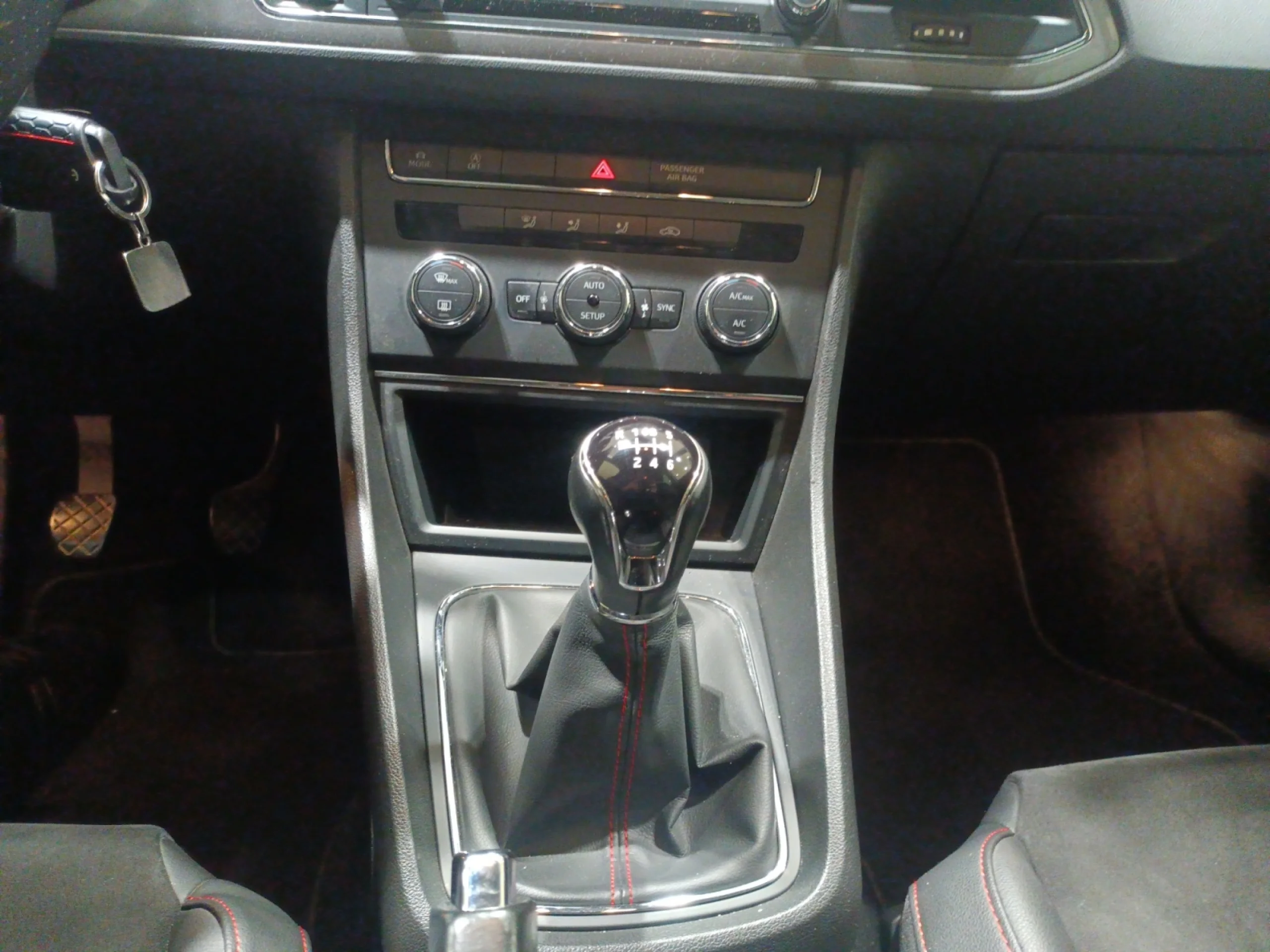 SEAT LEON 1.4 TSI 150CV ACT ST&SP FR - Foto 10