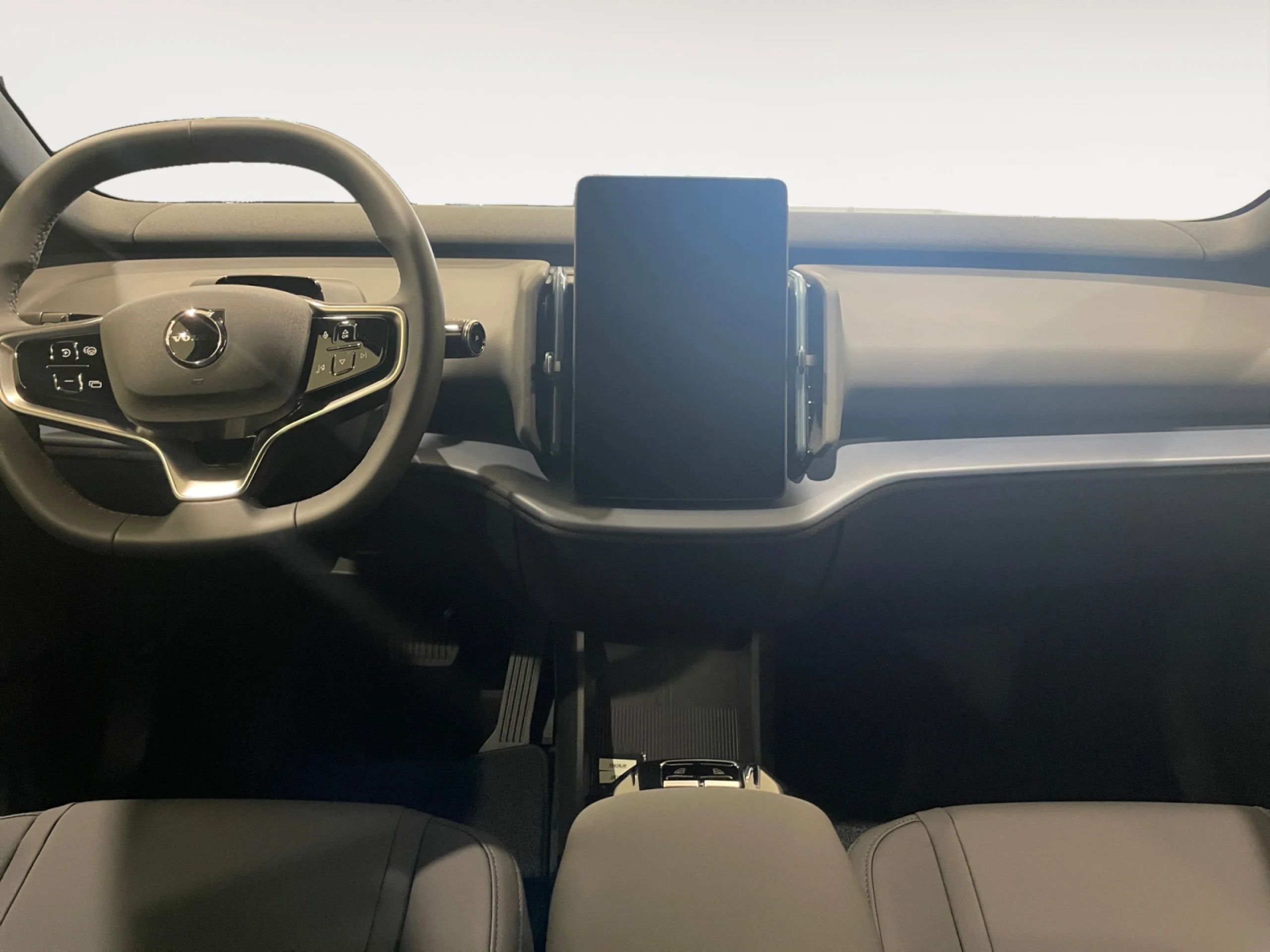 VOLVO EX30 SINGLE MOTOR EXTENDED RANGE CORE AUTO - Foto 4