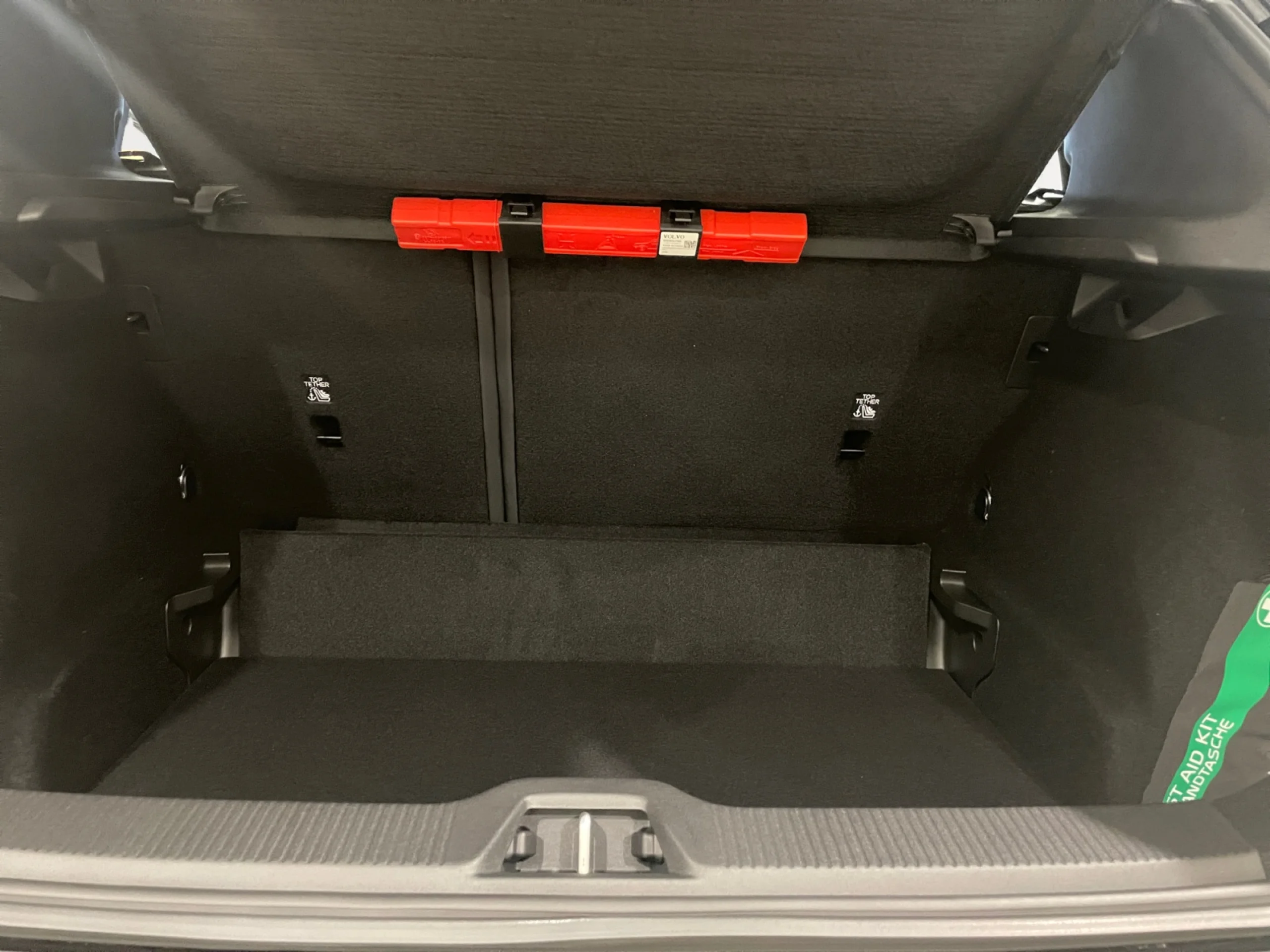 VOLVO EX30 SINGLE MOTOR EXTENDED RANGE CORE AUTO - Foto 8