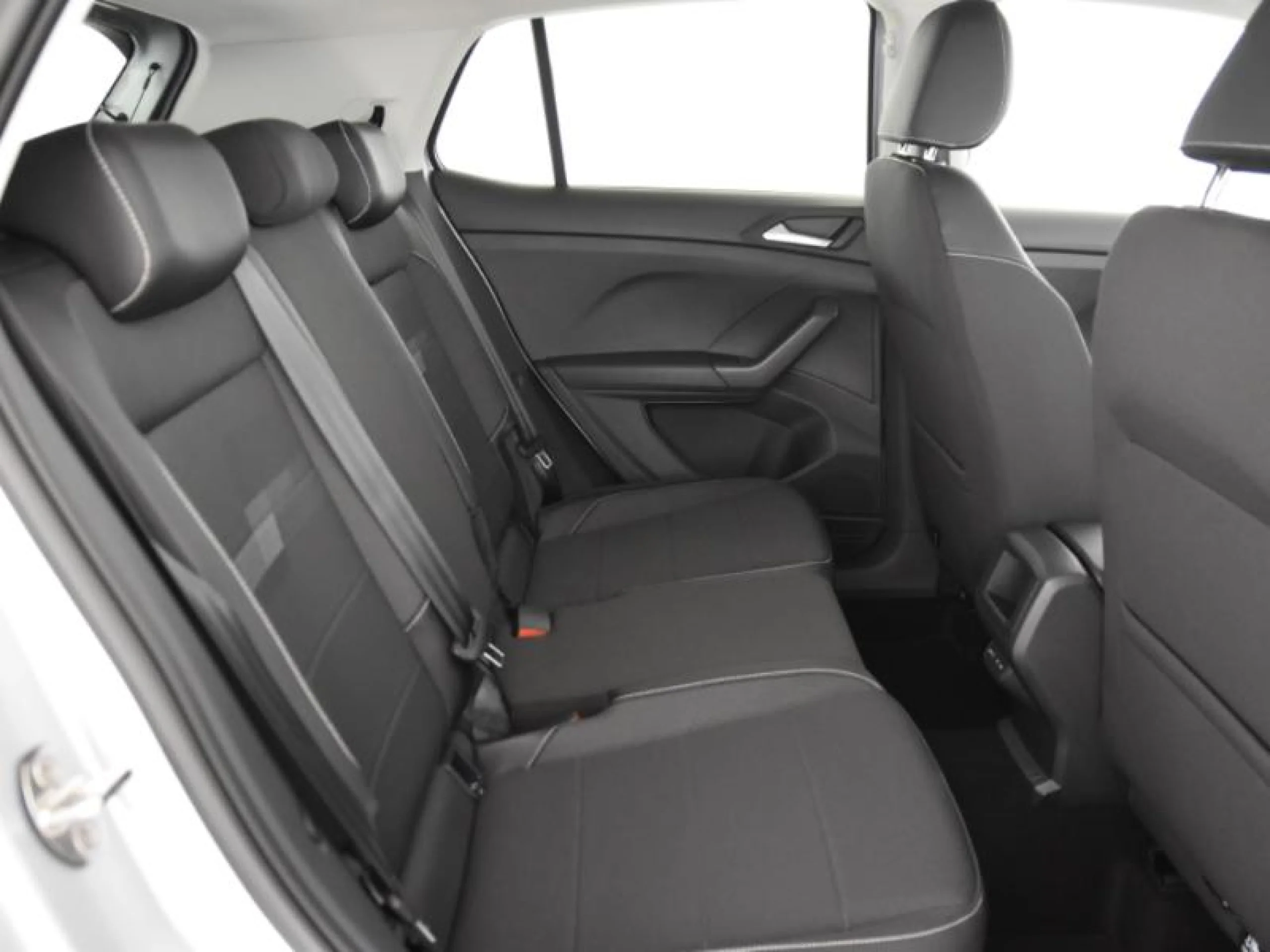 VOLKSWAGEN T CROSS SPORT 1.0 TSI 81KW (110CV) - Foto 6