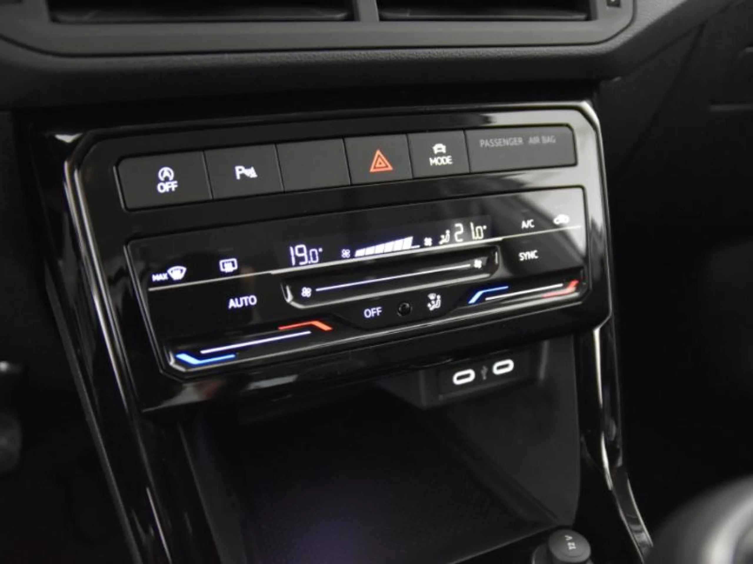 VOLKSWAGEN T CROSS SPORT 1.0 TSI 81KW (110CV) - Foto 11