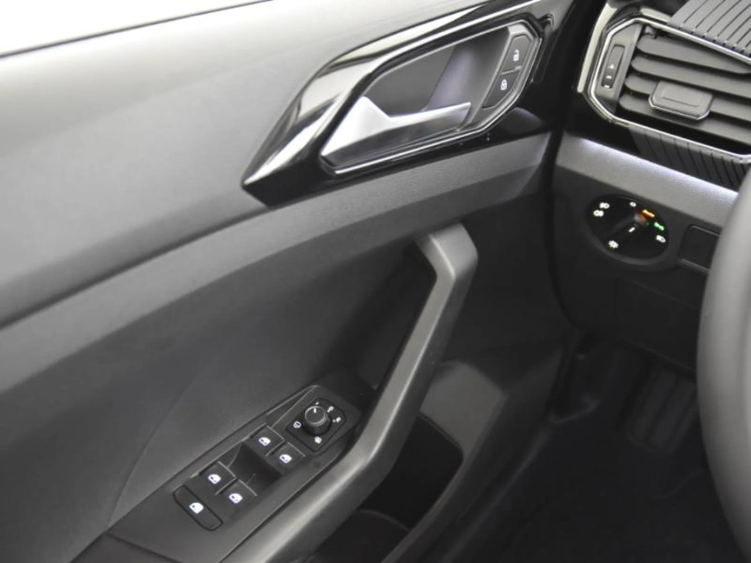 VOLKSWAGEN T CROSS SPORT 1.0 TSI 81KW (110CV) - Foto 15