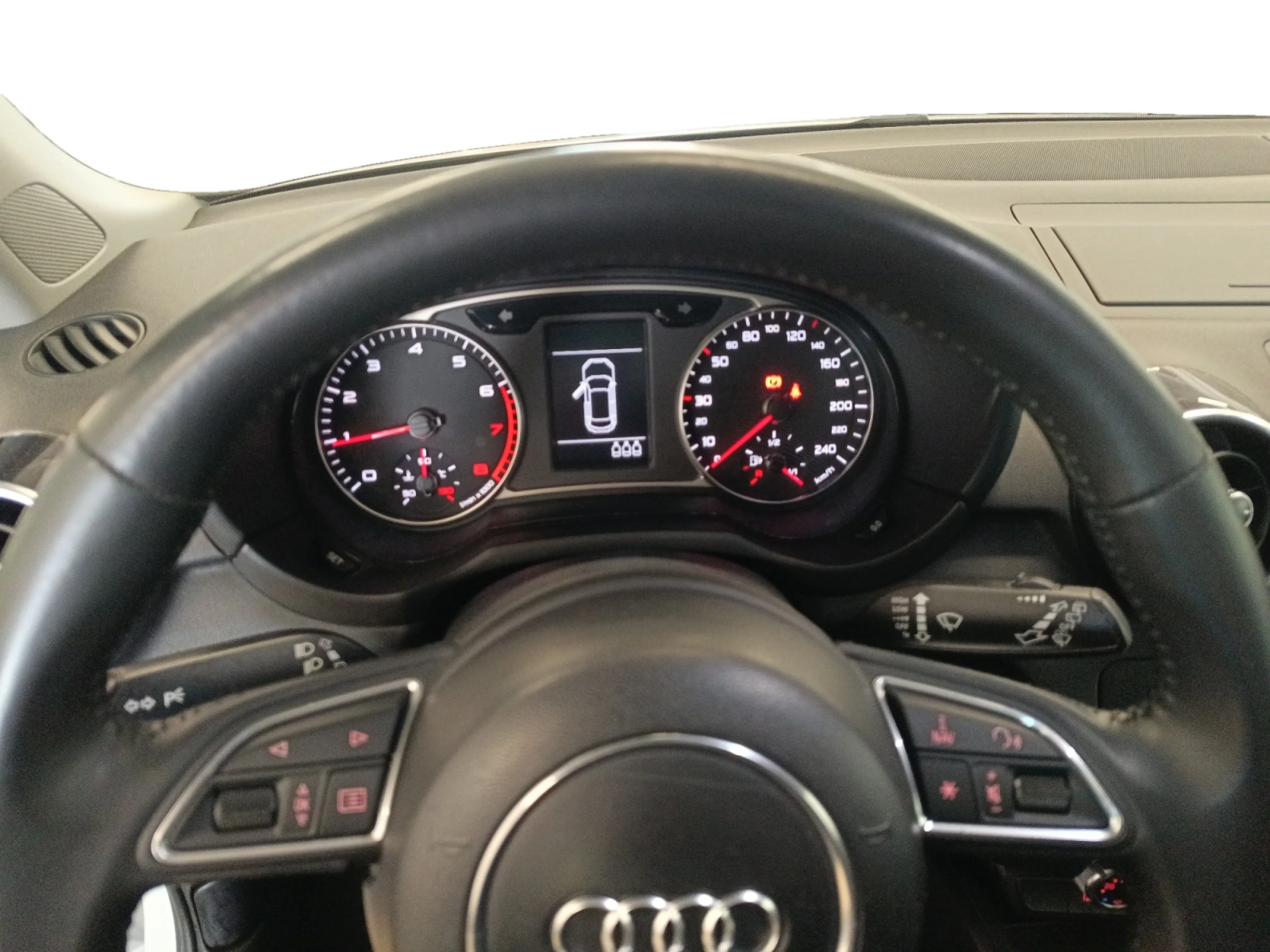 AUDI A1 SPORTBACK 1.0 TFSI ADRENALIN - Foto 9