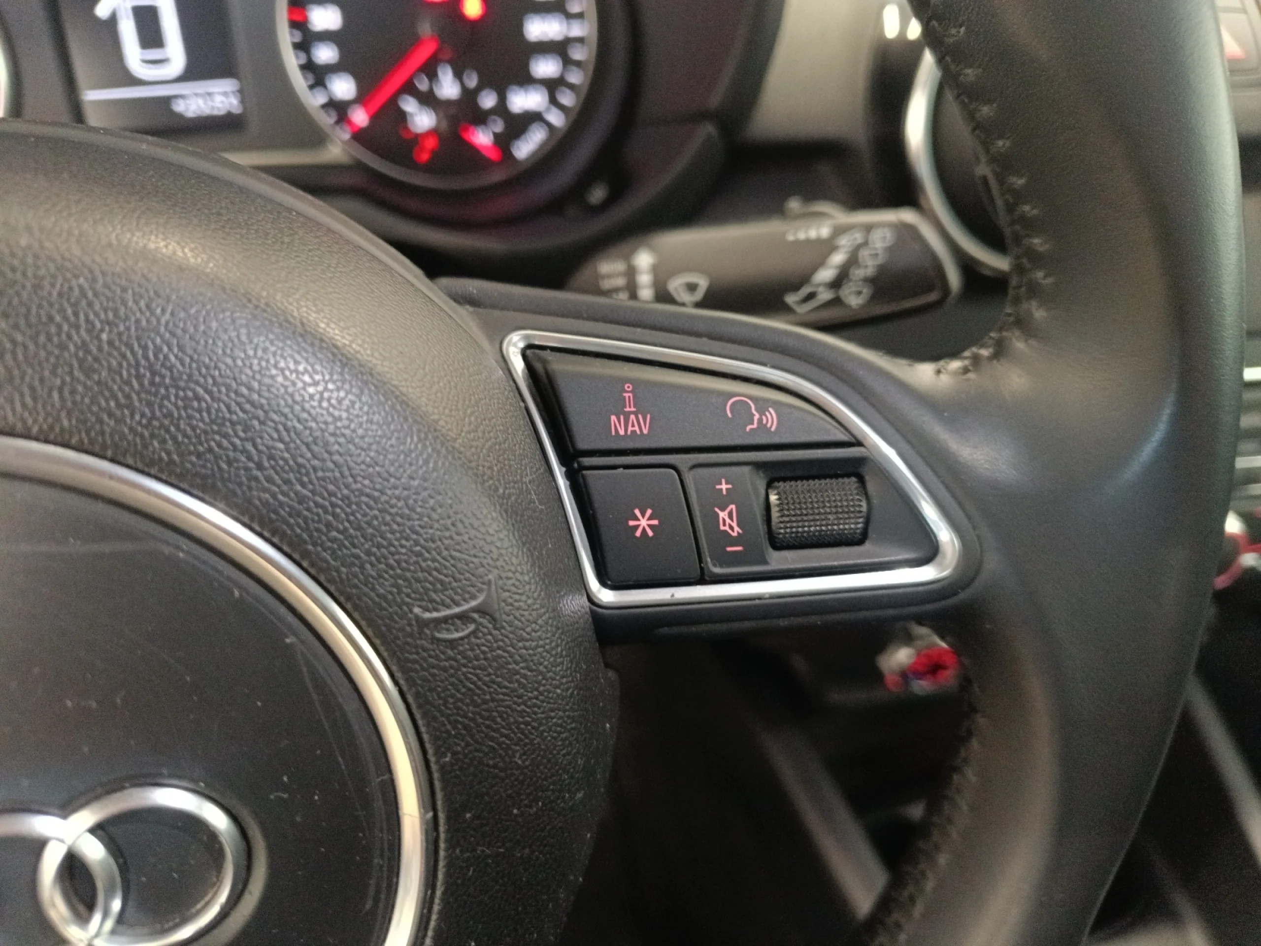 AUDI A1 SPORTBACK 1.0 TFSI ADRENALIN - Foto 10