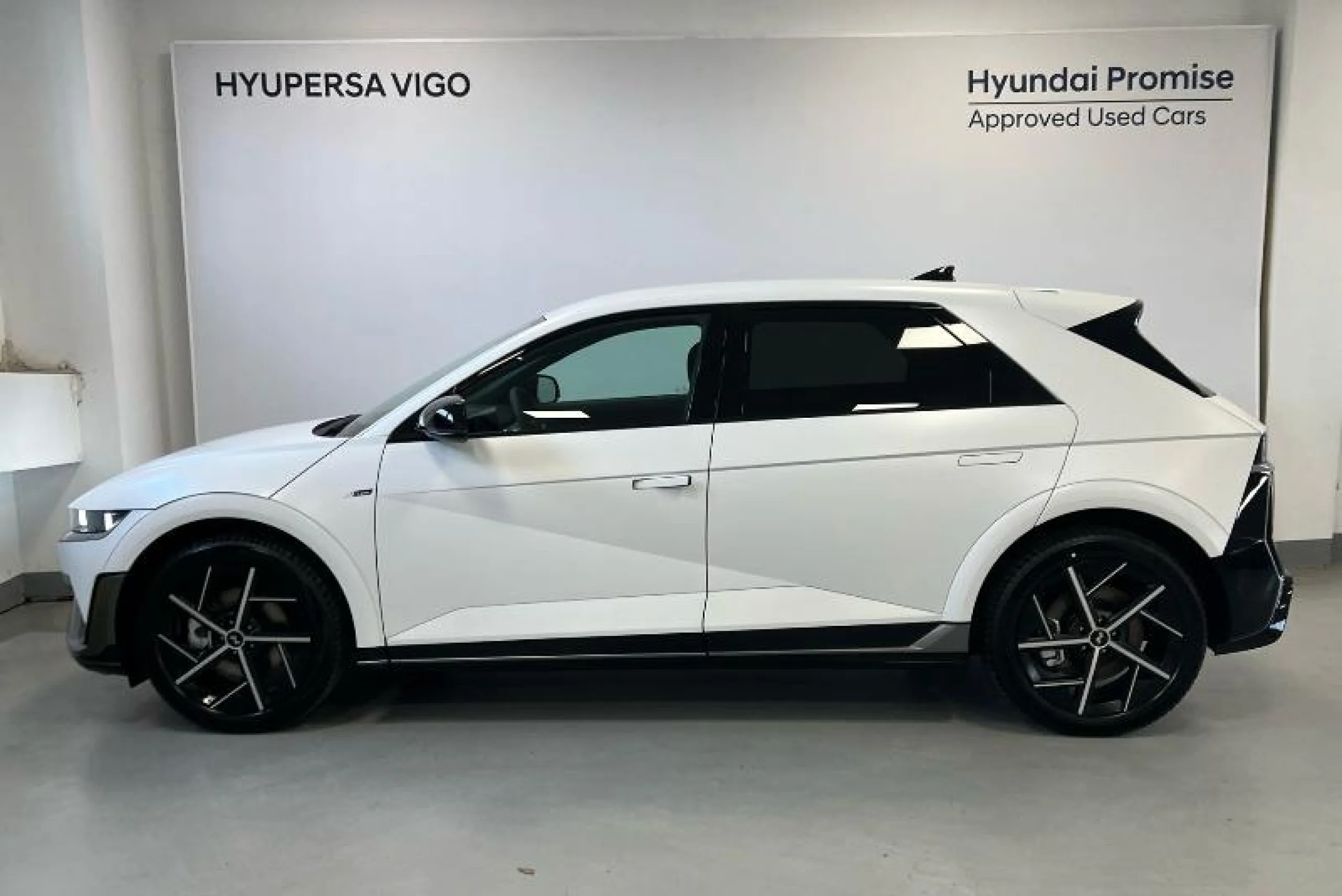HYUNDAI IONIQ 5 IONIQ 5 228CV 84KWH RWD N LINE - Foto 2