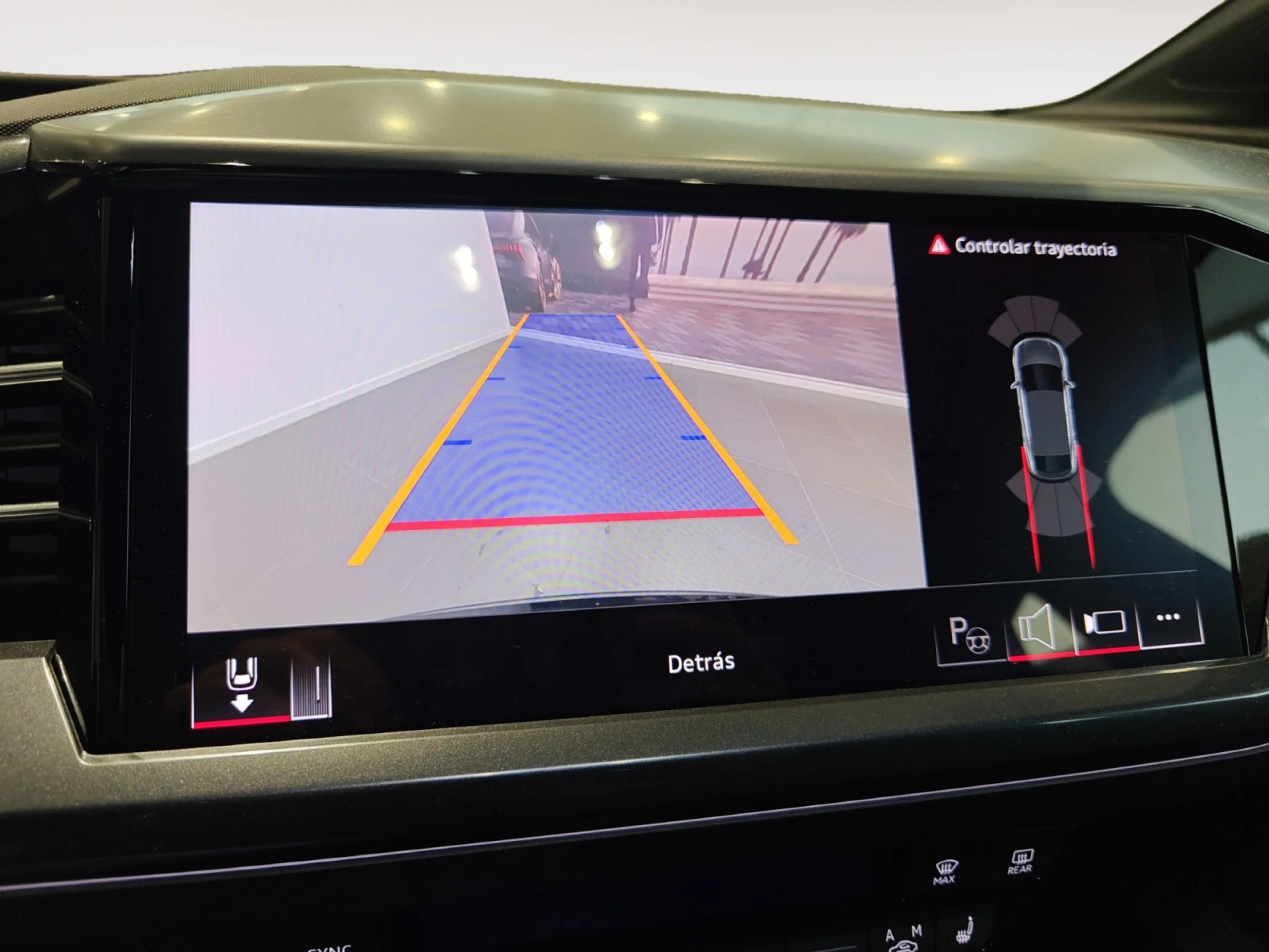 AUDI Q4 SPORTBACK GENUINE EDITION 45 E TRON 210KW 82KWH - Foto 34