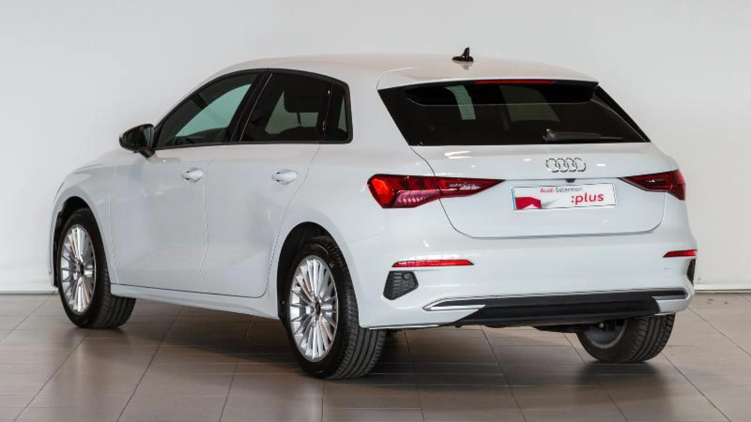 AUDI A3 SPORTBACK 30 TDI 85KW (116CV) S TRONIC - Foto 2