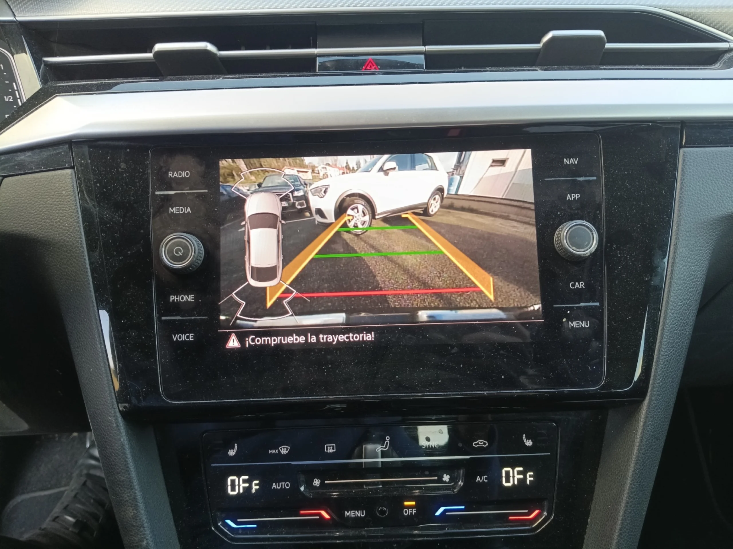 VOLKSWAGEN ARTEON R LINE 2.0 TDI 110KW (150CV) DSG - Foto 9