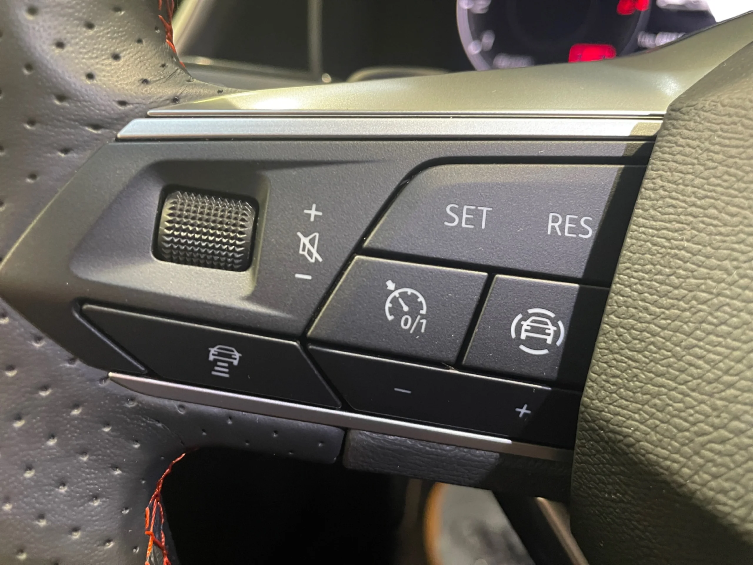 SEAT LEON SP 1.5 ETSI 110KW DSG S&S FR SPECIAL ED - Foto 9