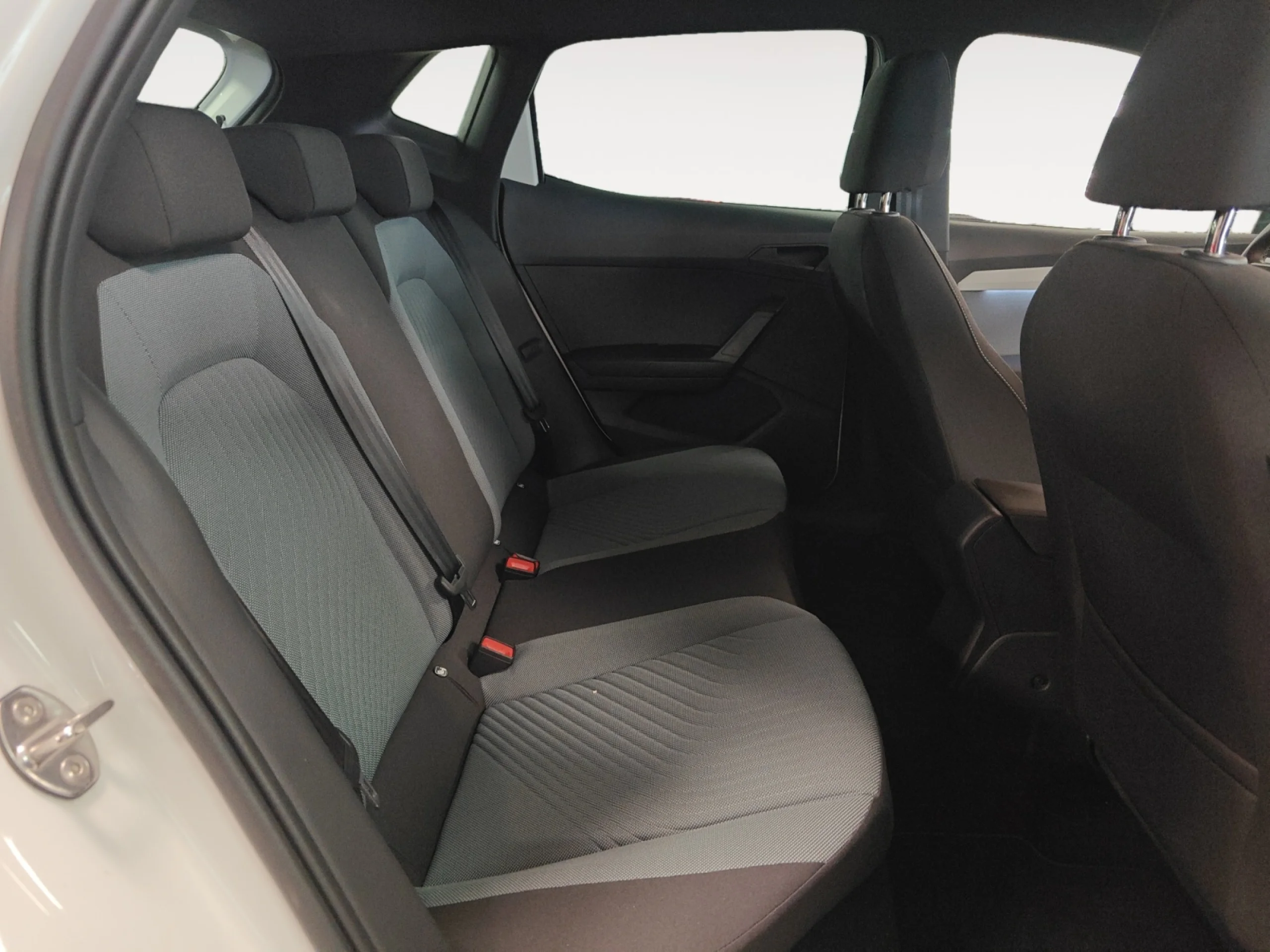 SEAT IBIZA 1.0 TSI 85KW (115CV) SPECIAL EDITION - Foto 6