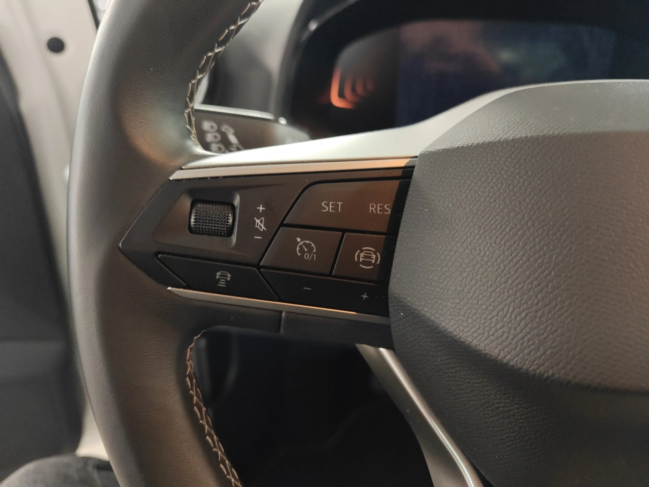 SEAT IBIZA 1.0 TSI 85KW (115CV) SPECIAL EDITION - Foto 12