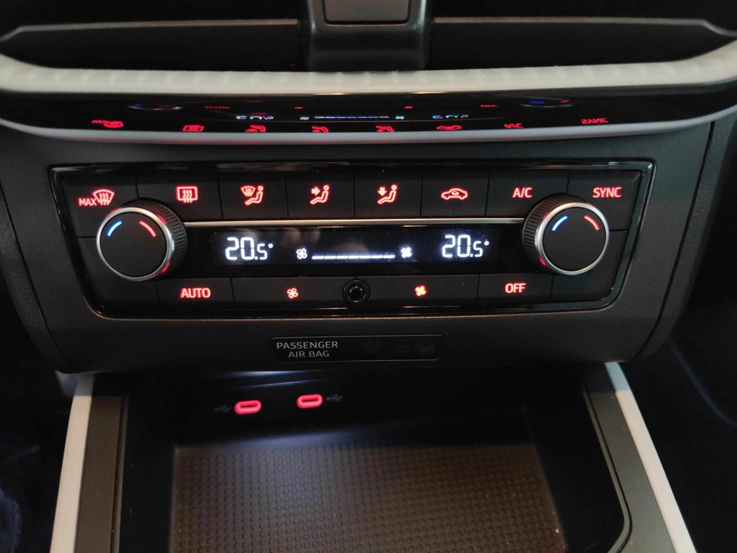 SEAT IBIZA 1.0 TSI 85KW (115CV) SPECIAL EDITION - Foto 14