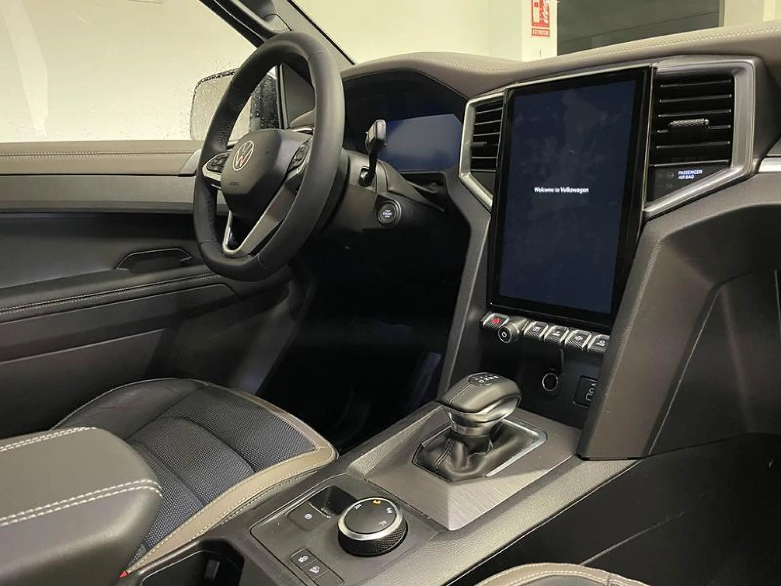 VW COMERCIALES Amarok AMAROK AVENTURA CABINA DOBLE  V6 3.0 TDI 177 KW (241 CV) AUT 10 VEL. - Foto 18
