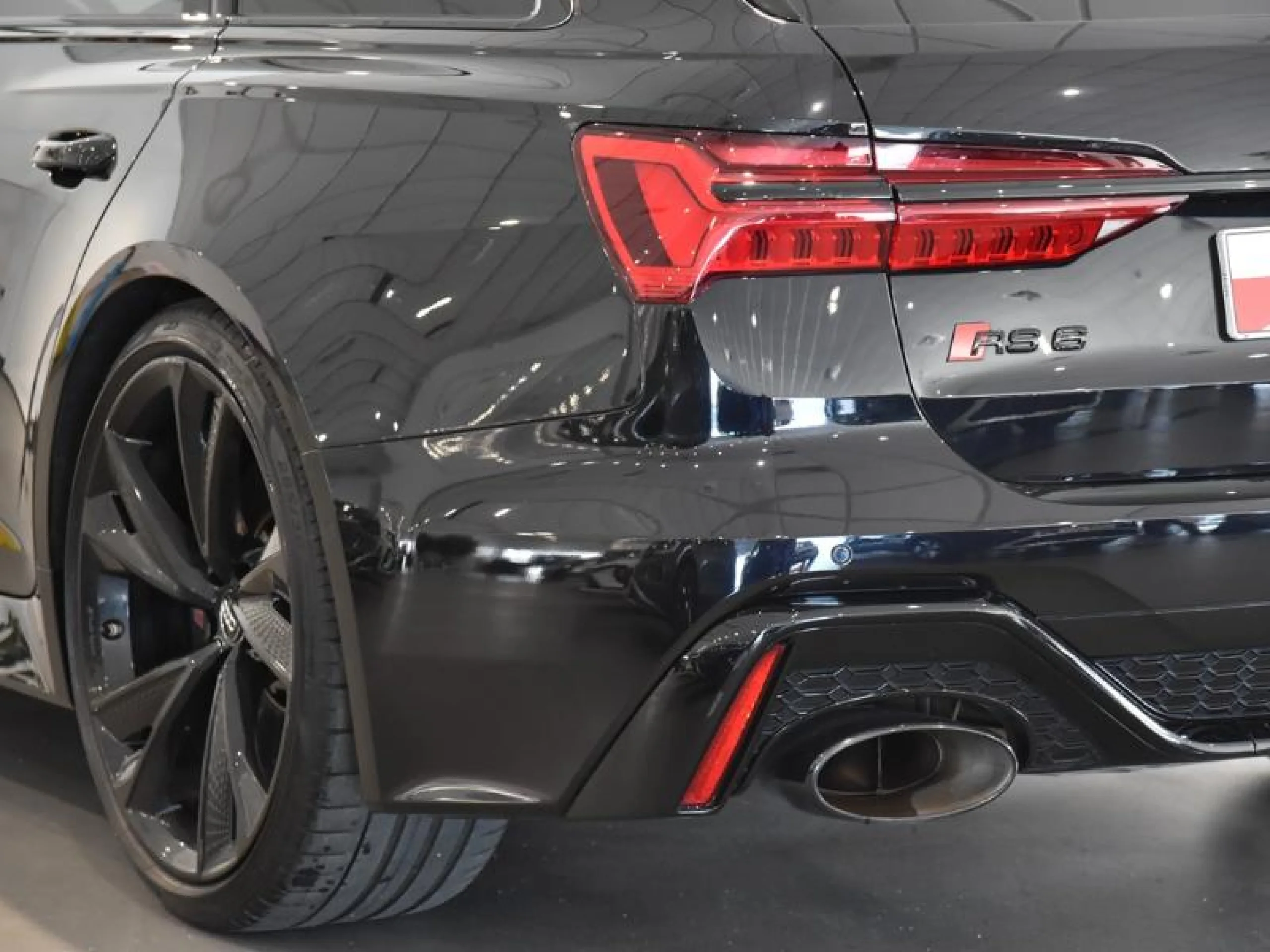 AUDI A6 RS 6 AVANT TFSI QUATTRO - Foto 14