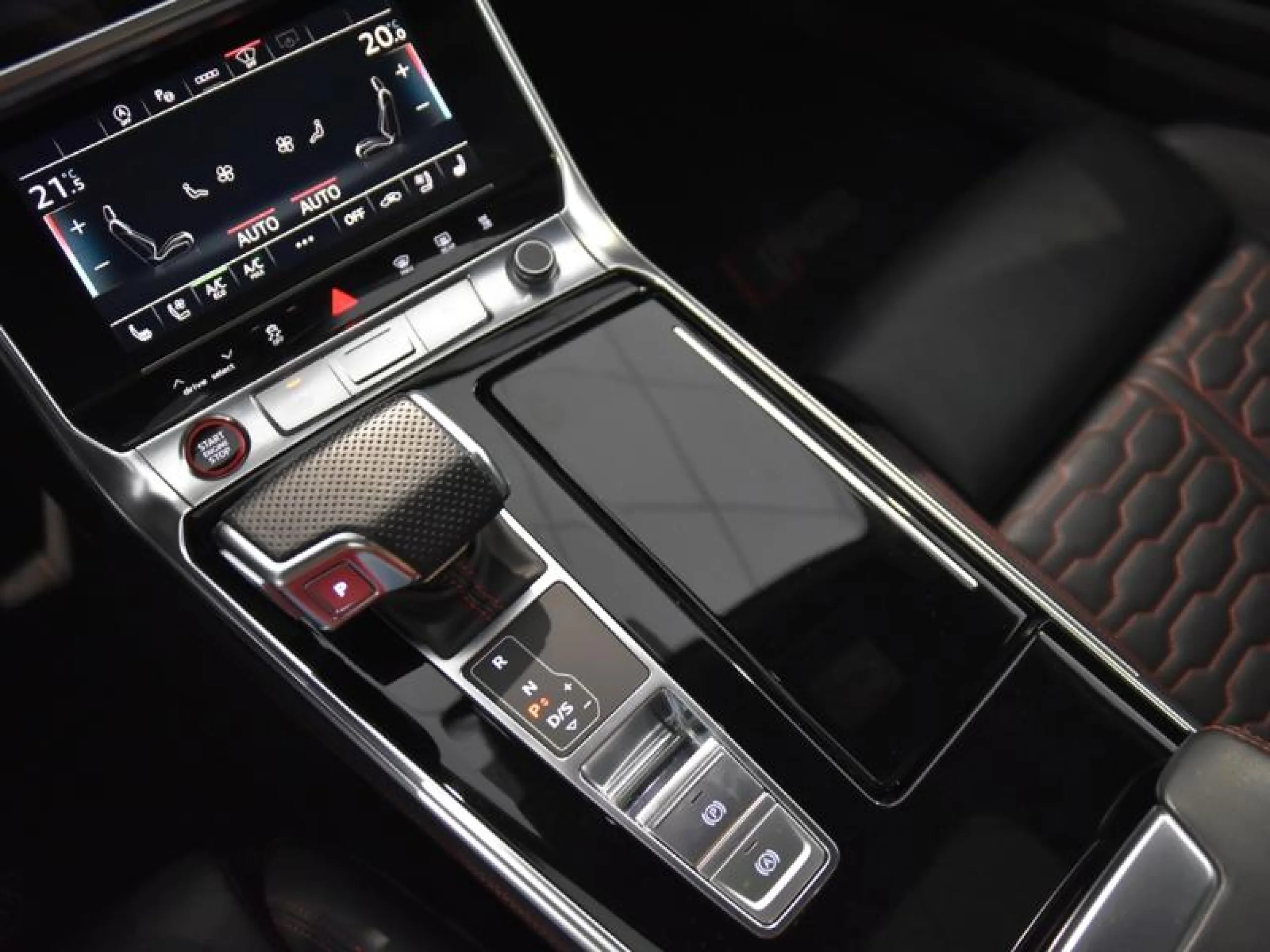 AUDI A6 RS 6 AVANT TFSI QUATTRO - Foto 16