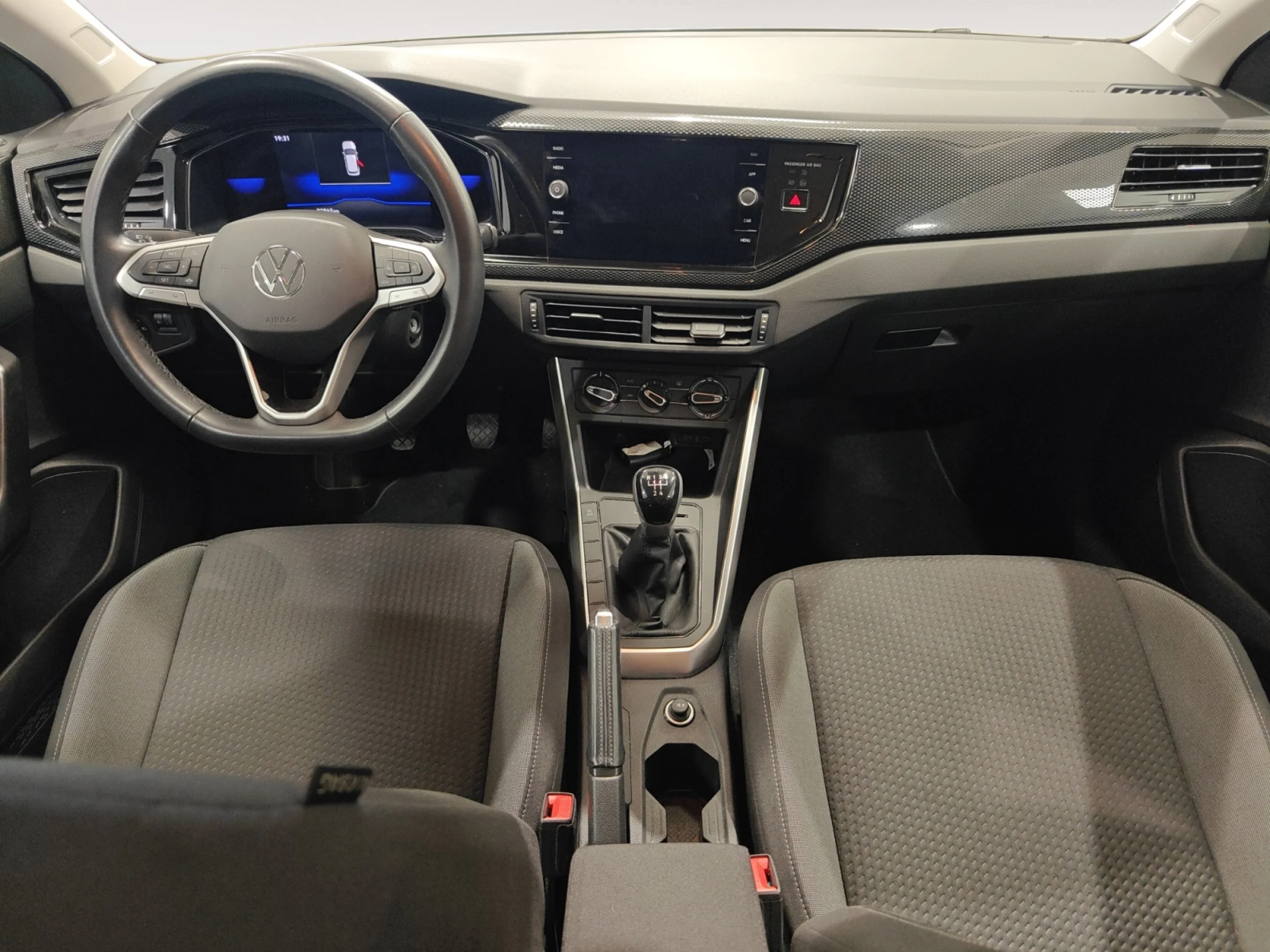 VOLKSWAGEN POLO LIFE 1.0 TSI 70KW (95CV) - Foto 4