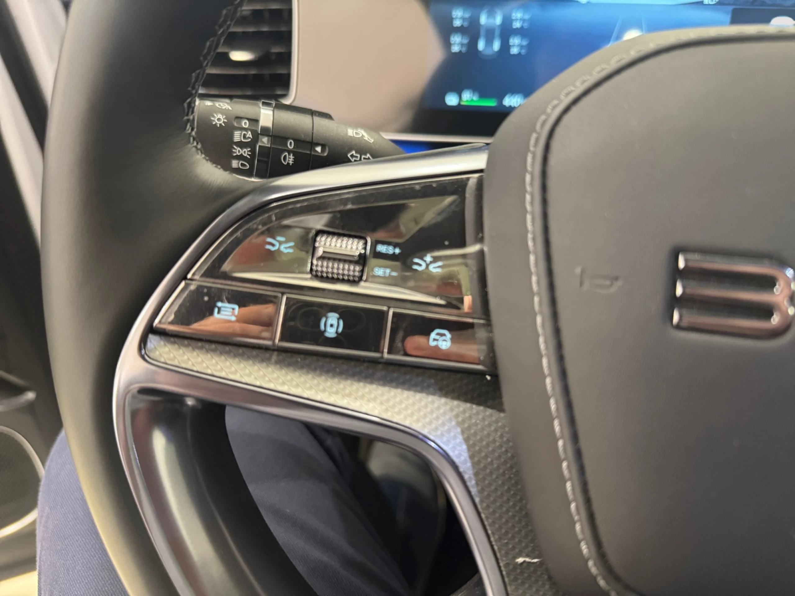 BYD SEALION 7 83 KWH COMFORT - Foto 12
