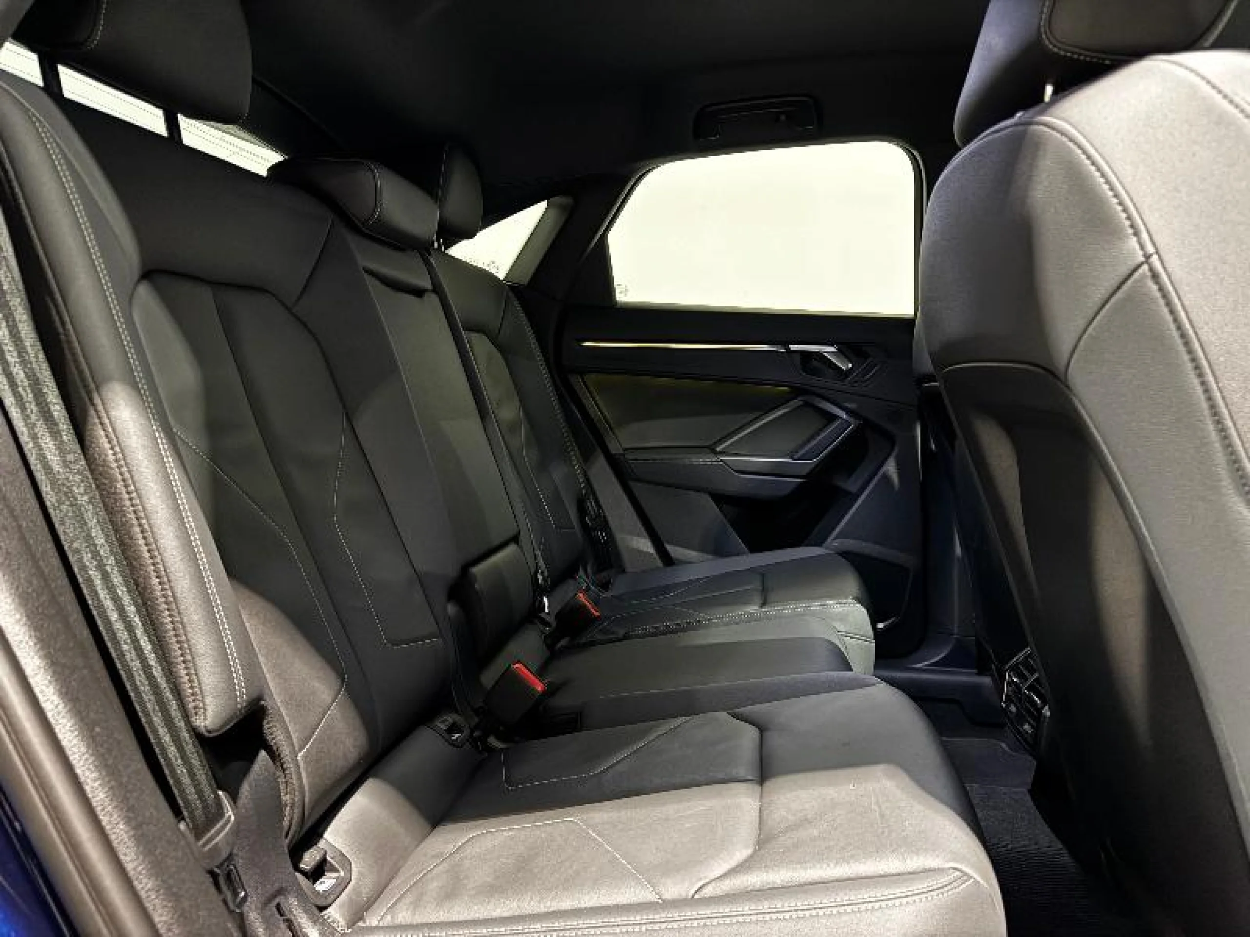 AUDI Q3 SPORTBACK 35 TFSI 110KW(150CV) S TRONIC BLACK LINE - Foto 7