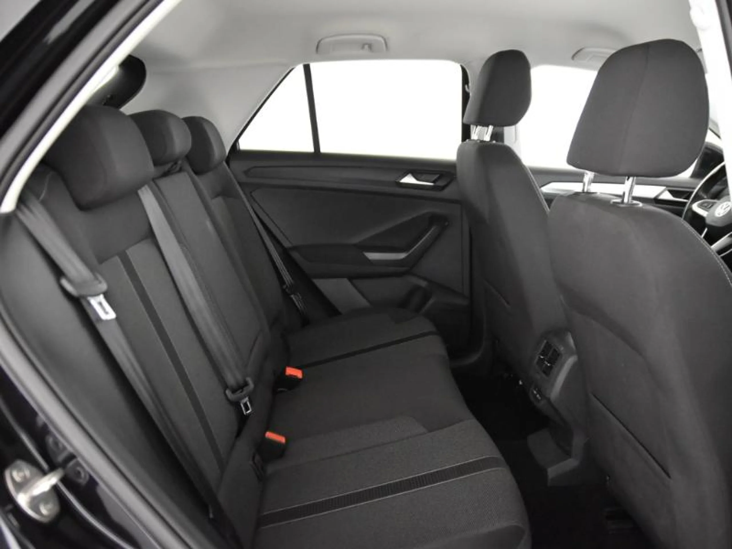 VOLKSWAGEN T ROC LIFE 1.0 TSI 81KW (110CV) - Foto 6