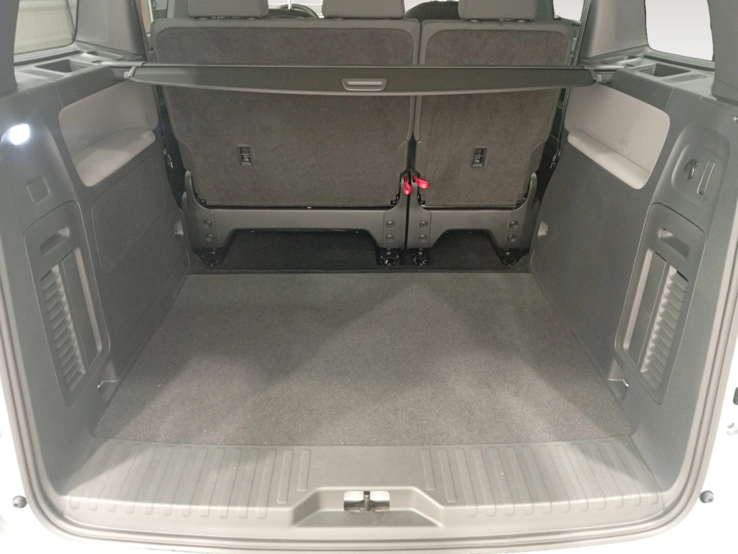 VW COMERCIALES ID. BUZZ ID. BUZZ  PRO 5 ASIENTOS  BATALLA CORTA  210 KW (286 CV) 79 KWH AUT 1 VEL. - Foto 7