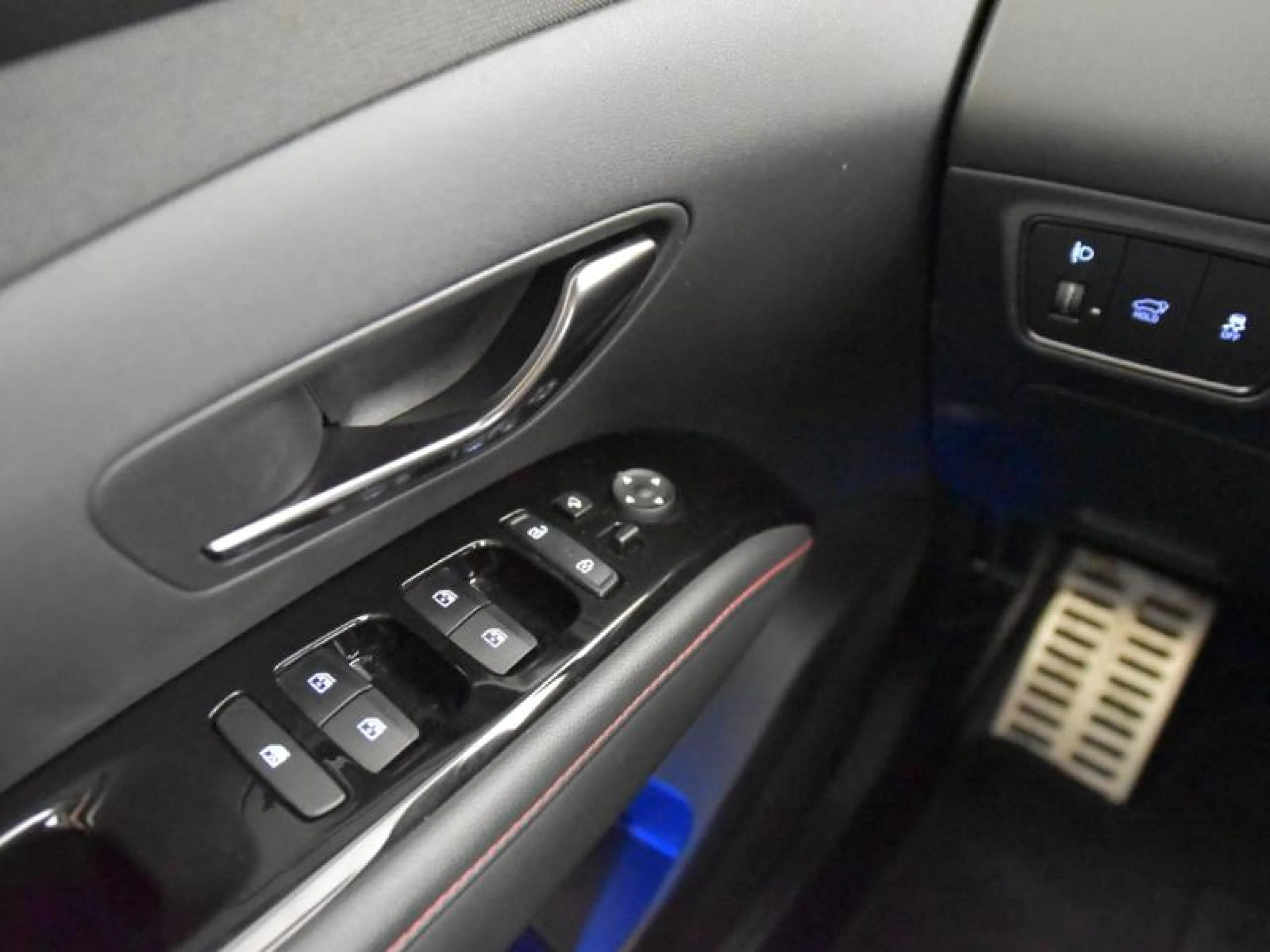 HYUNDAI TUCSON 1.6 TGDI 110KW (150CV) 48V TECNO DCT 2C - Foto 18