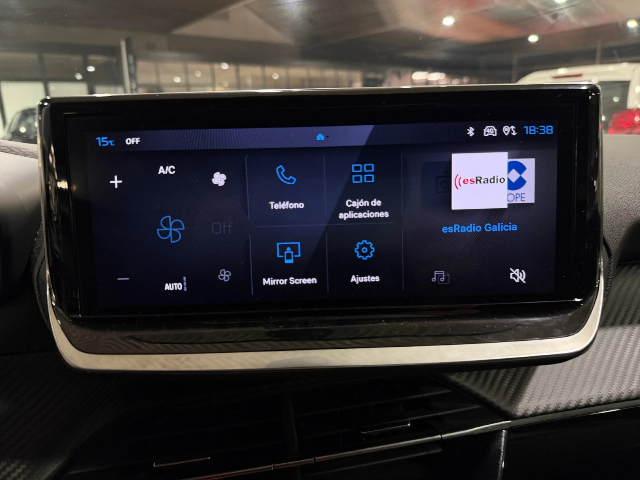 PEUGEOT 208 ALLURE GASOLINA 100 S&S 6 VEL. MAN - Foto 14