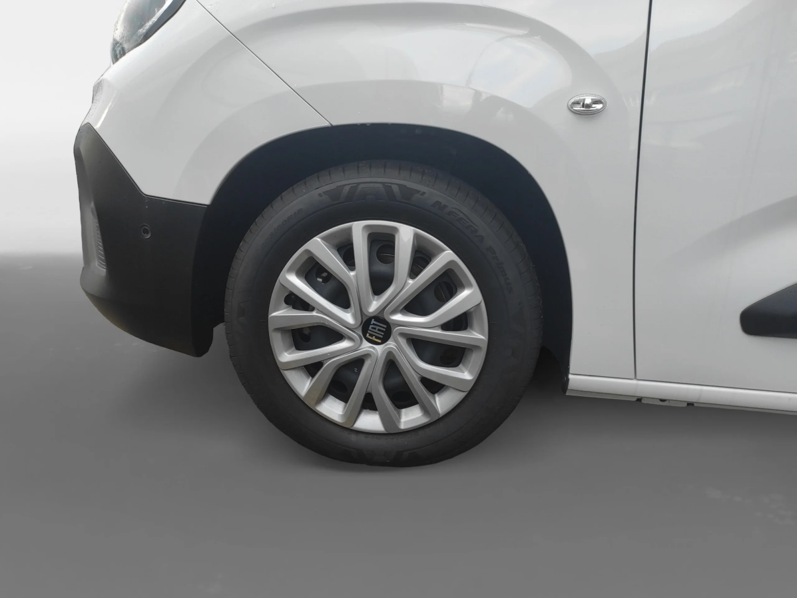 FIAT Doblò DOBLÒ PASAJEROS 1.5 75KW (100CV) DIÉSEL MT6 TALLA M - Foto 9