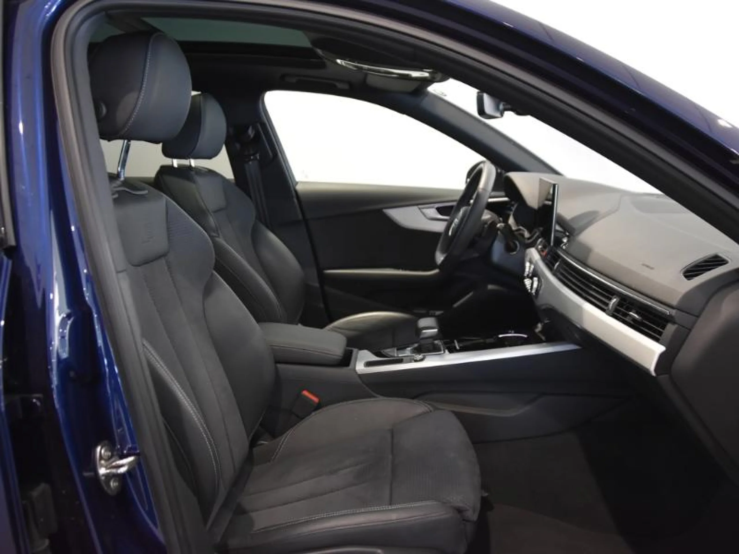 AUDI A4 AVANT S LINE 35 TDI 120KW S TRONIC - Foto 6