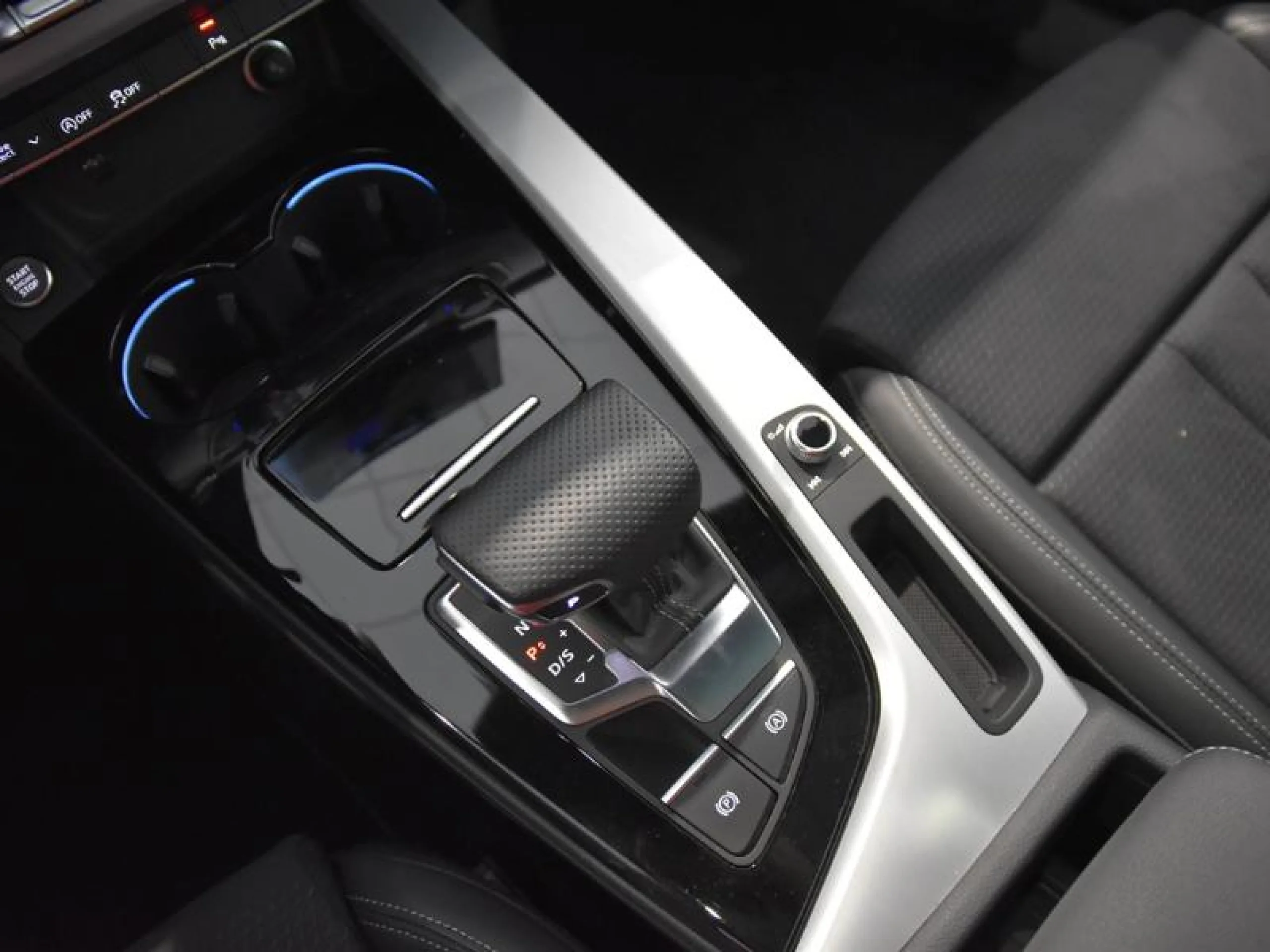 AUDI A4 AVANT S LINE 35 TDI 120KW S TRONIC - Foto 12