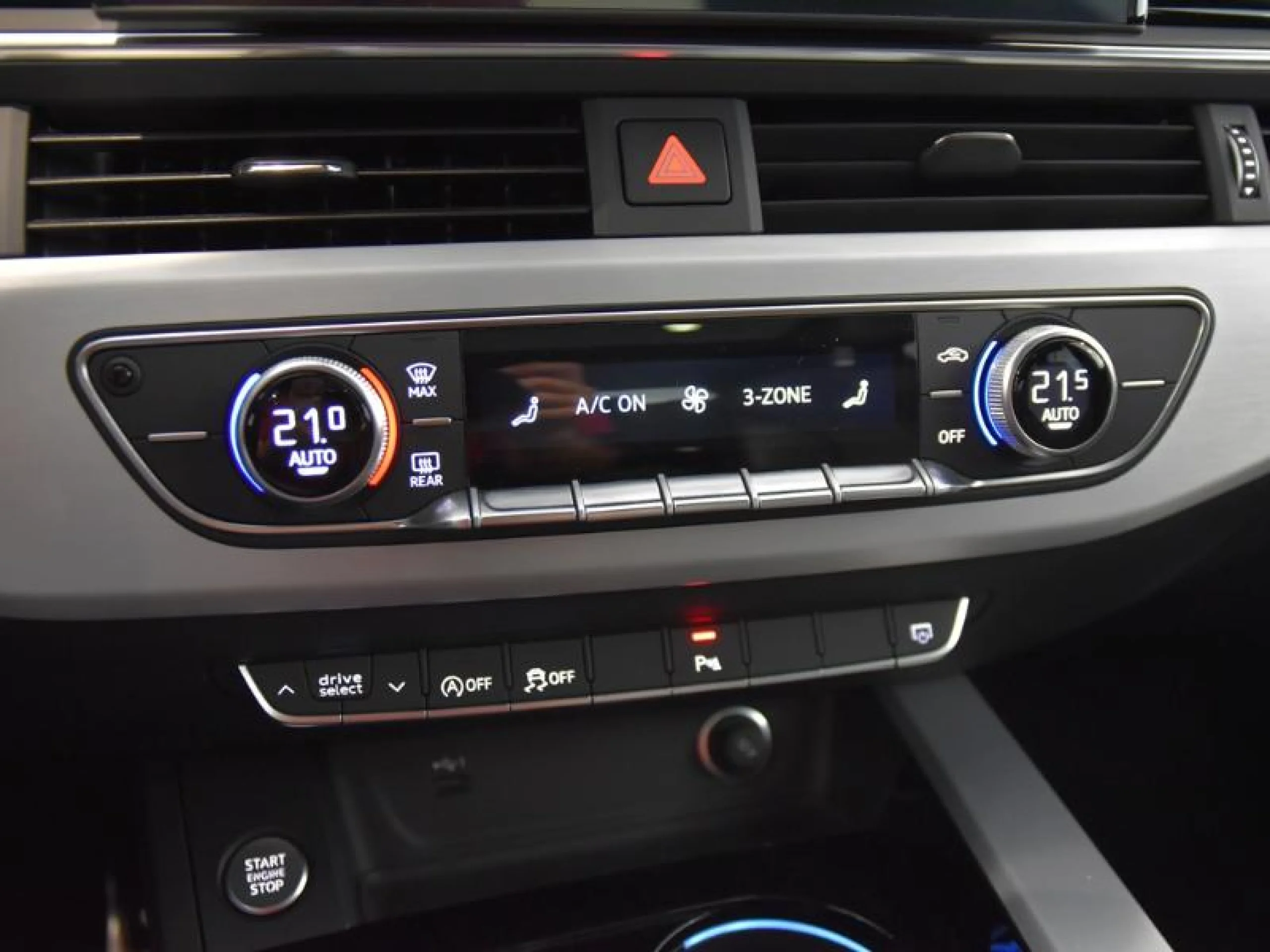 AUDI A4 AVANT S LINE 35 TDI 120KW S TRONIC - Foto 13