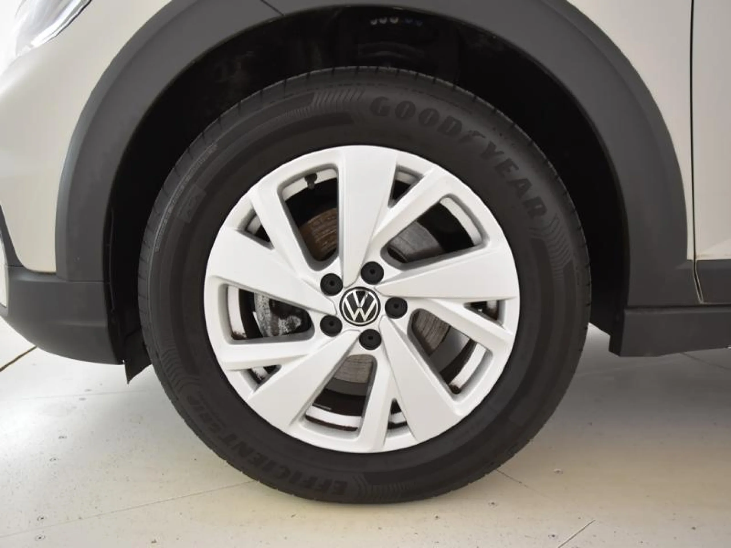 VOLKSWAGEN TAIGO LIFE 1.0 TSI 70KW (95CV) - Foto 8